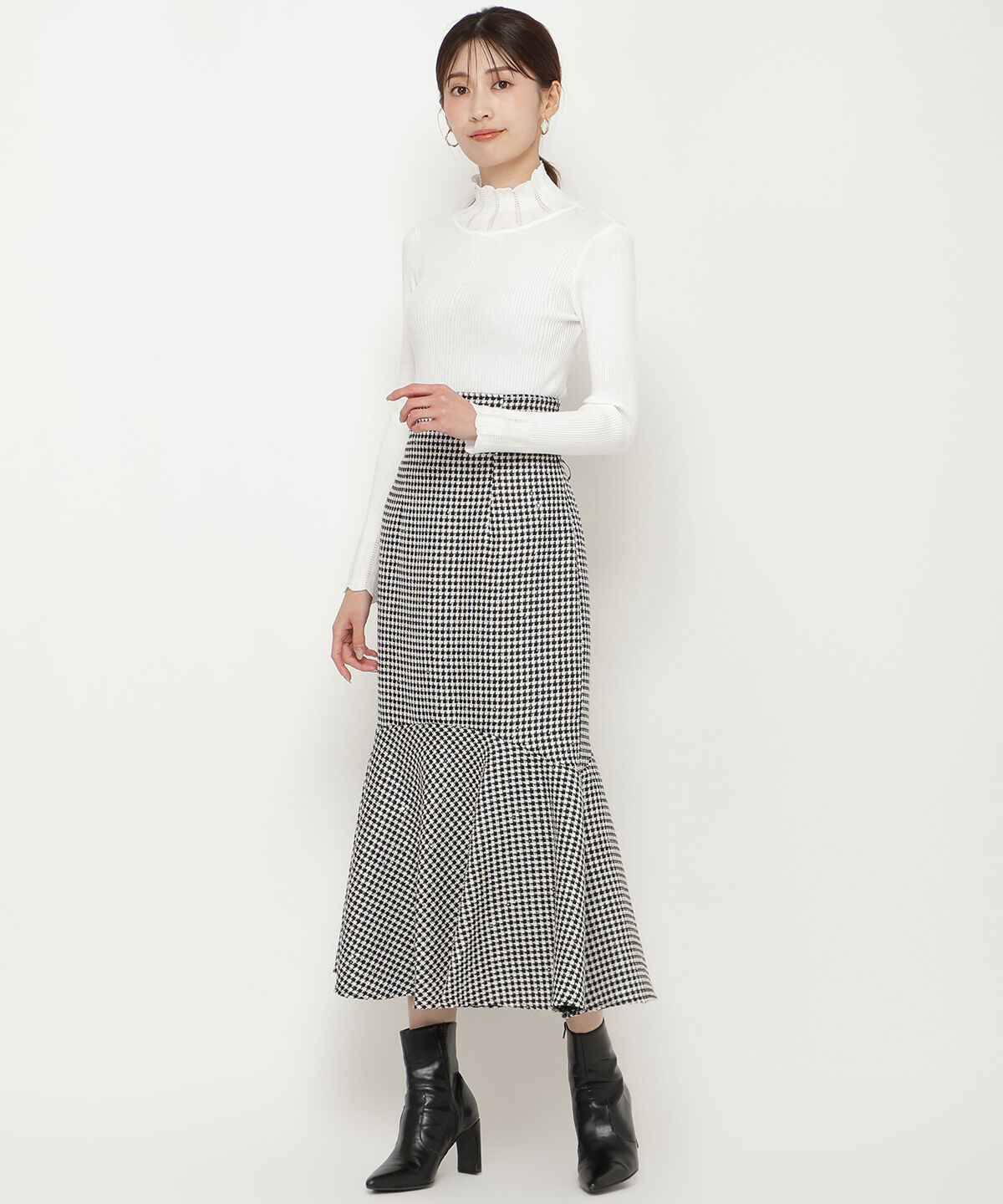 アンドクチュール「スカラハイネックニットプルオーバー」|ニット・セーター|