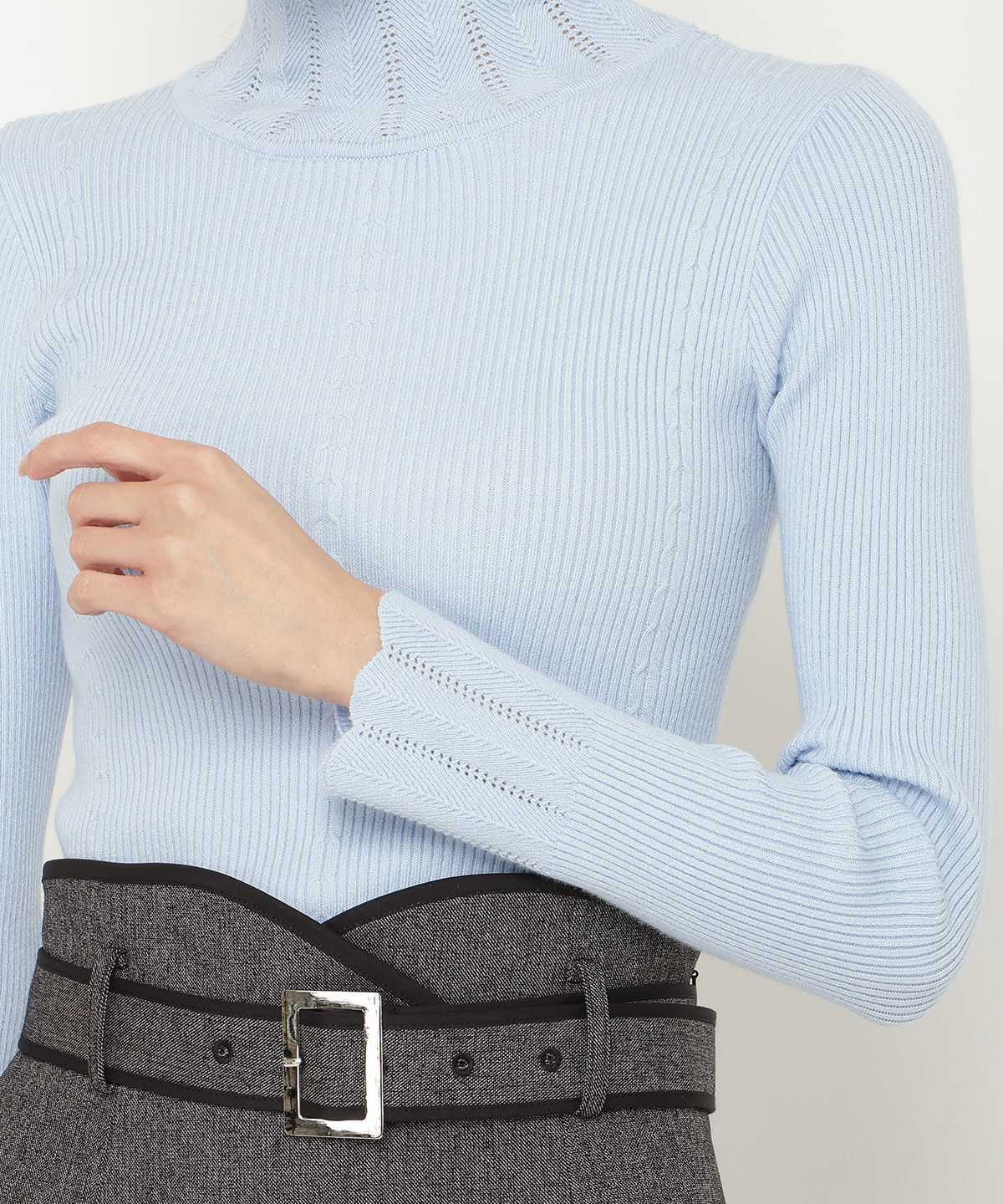 アンドクチュール「スカラハイネックニットプルオーバー」|ニット・セーター|