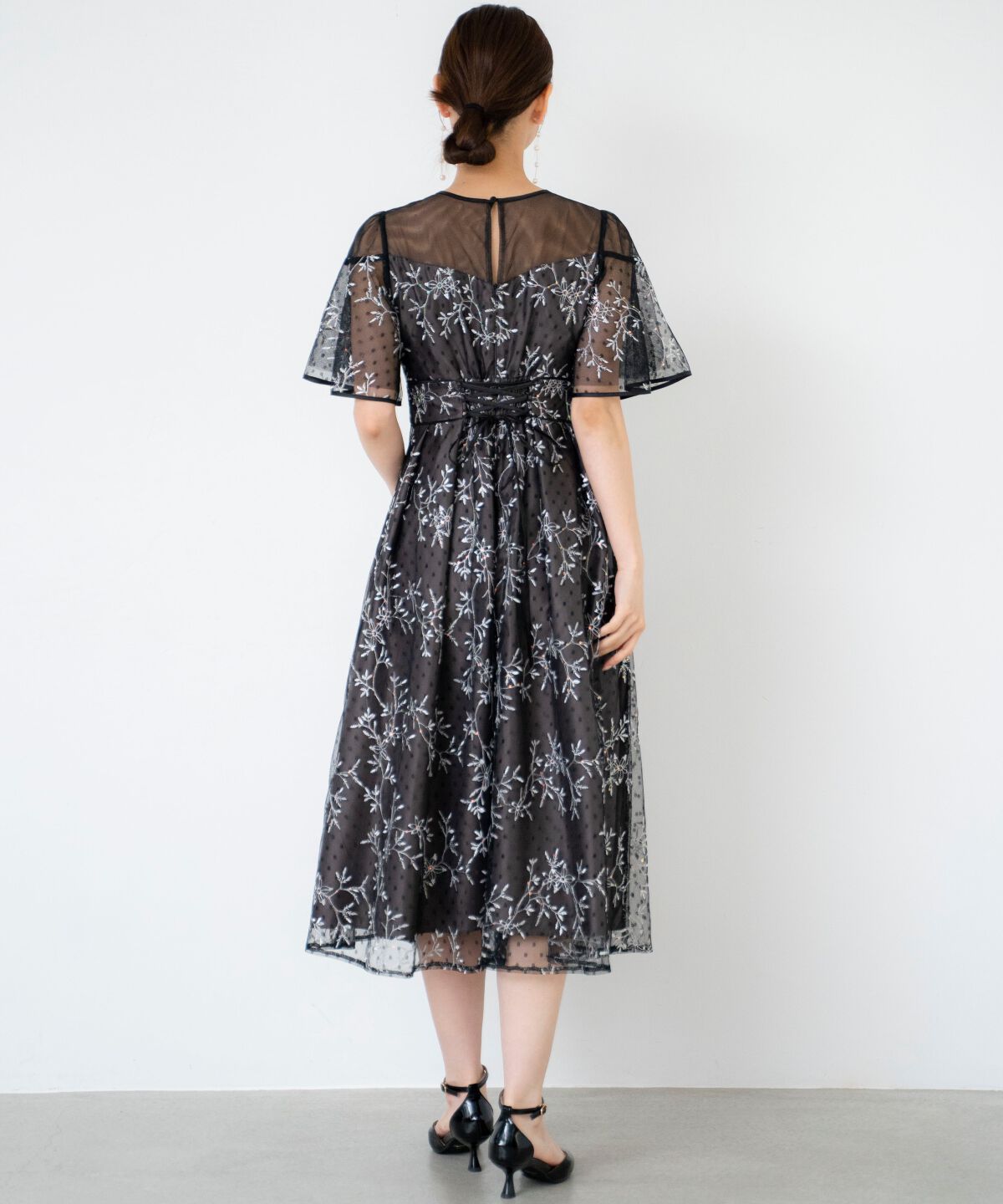 アンドクチュール「小花柄刺繍ドットチュールドレス」|ドレス|