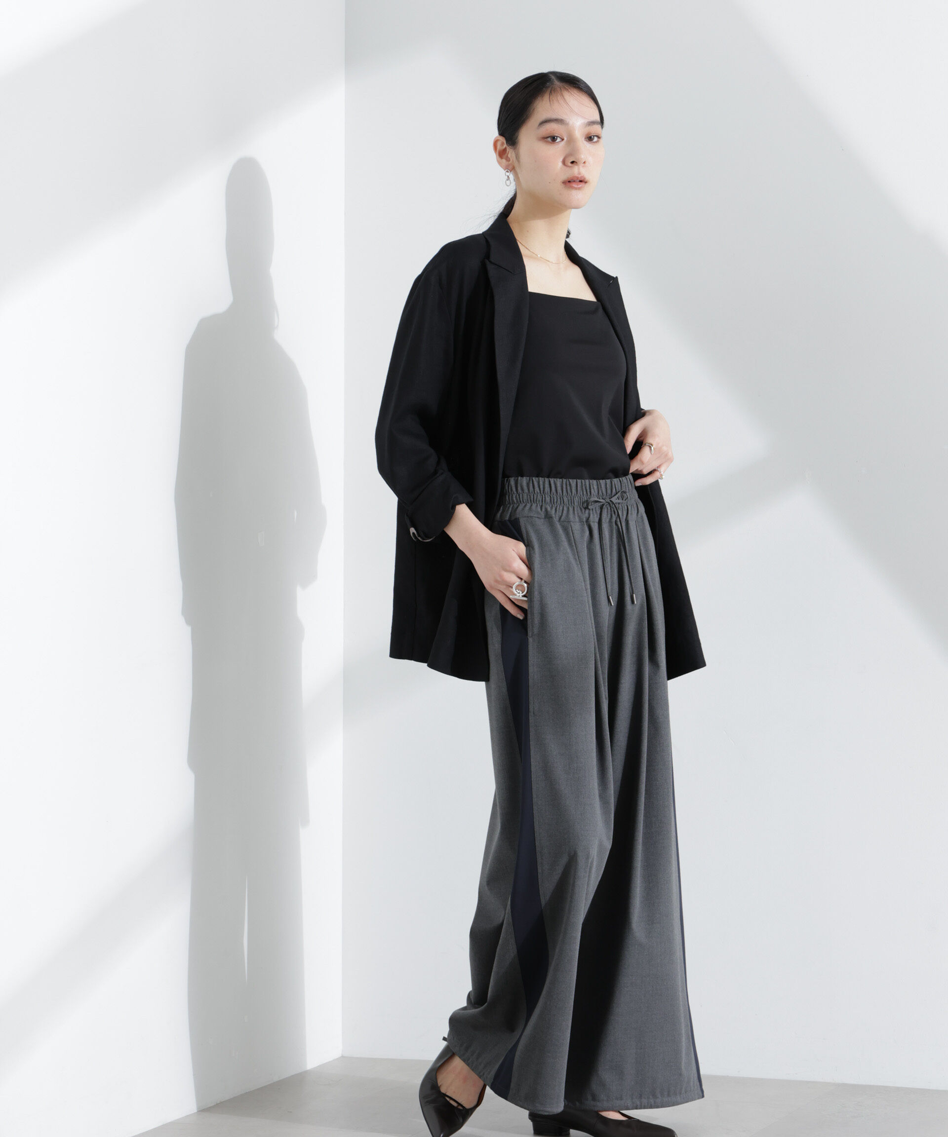 nano･universe「ラインイージーワイドパンツ」|チノ|