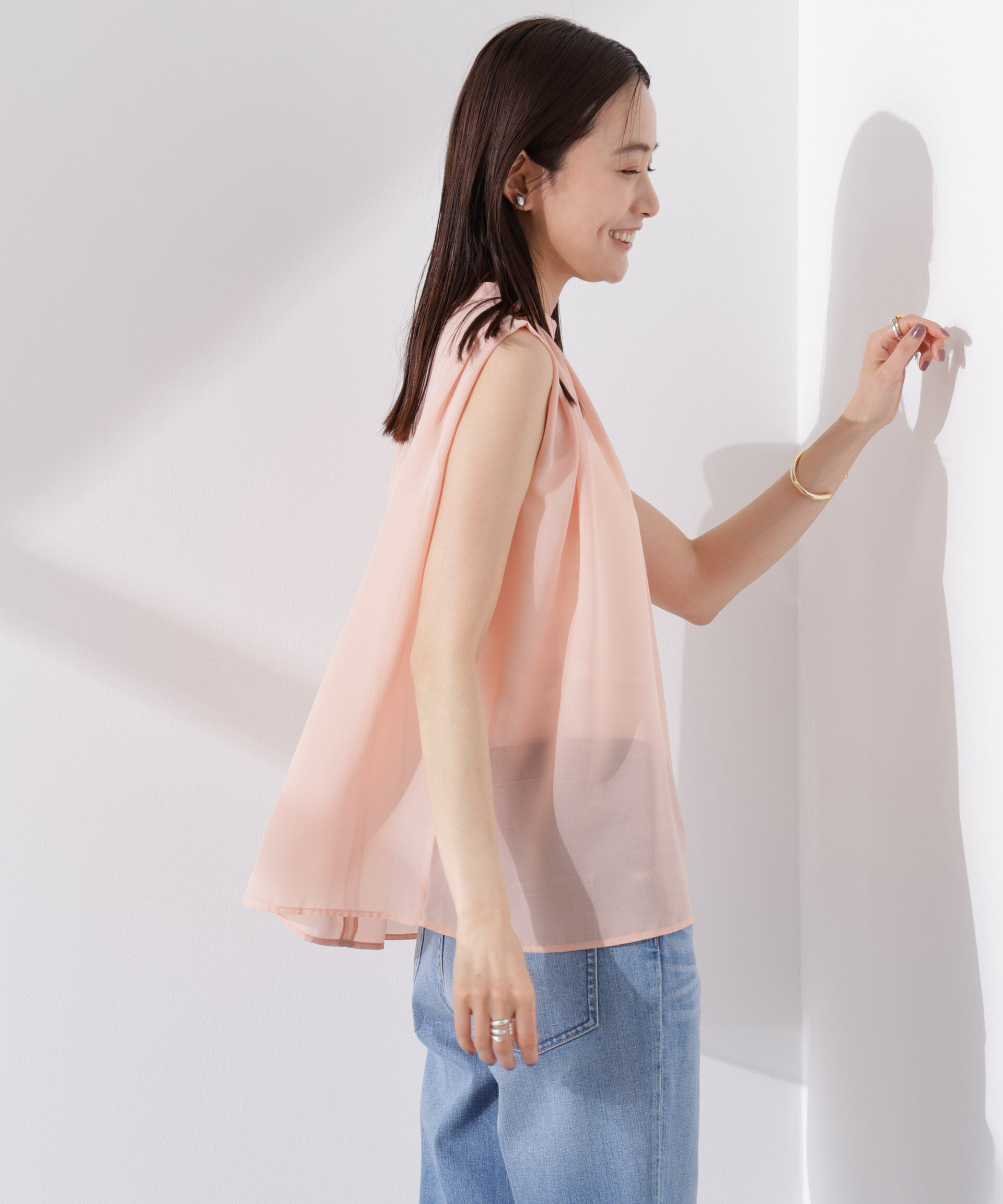 nano･universe「シアージョーゼットギャザーノースリーブブラウス」|シャツ・ブラウス|