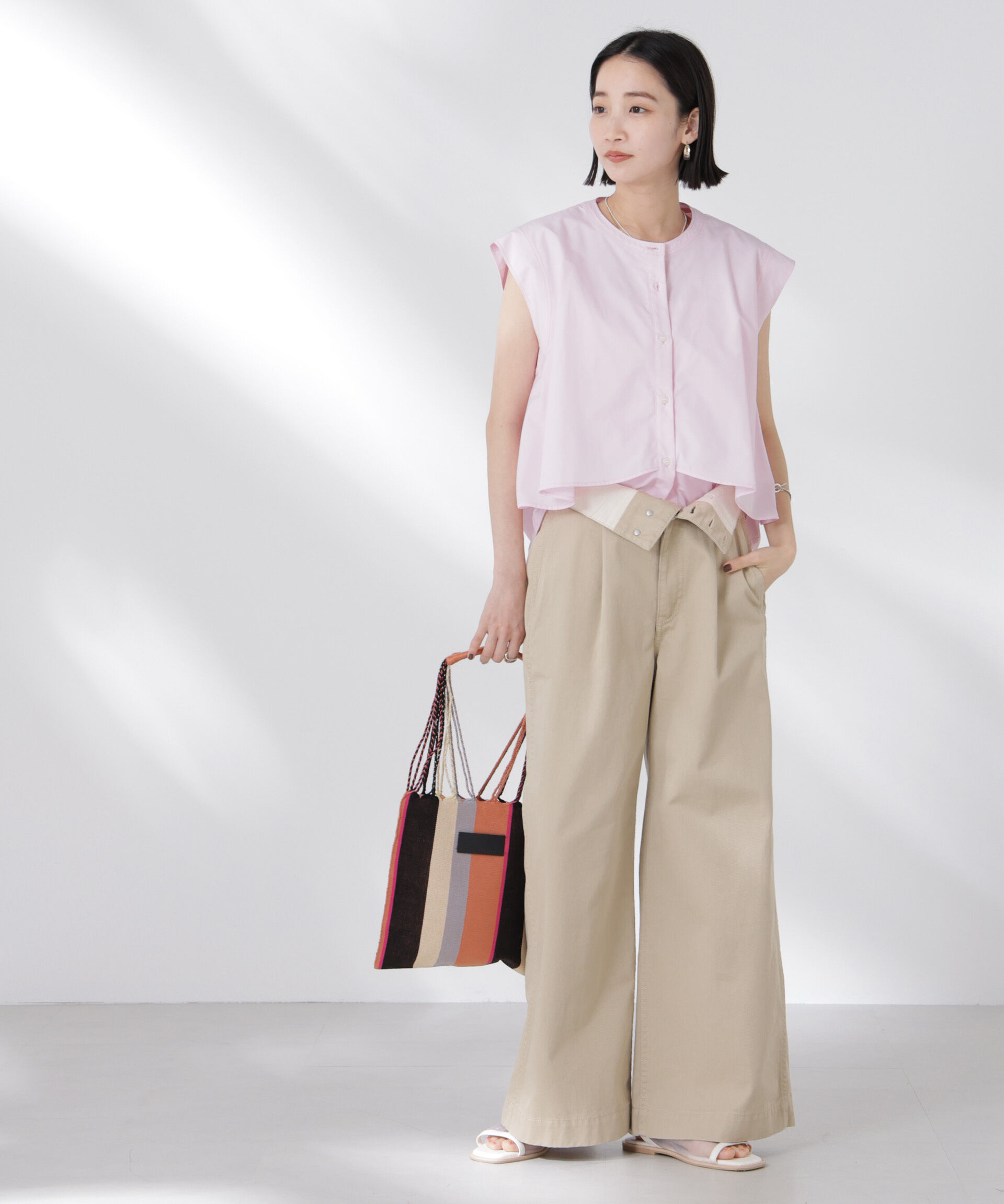 nano･universe「フロントフレアケープカラーノースリーブシャツ」|シャツ・ブラウス|