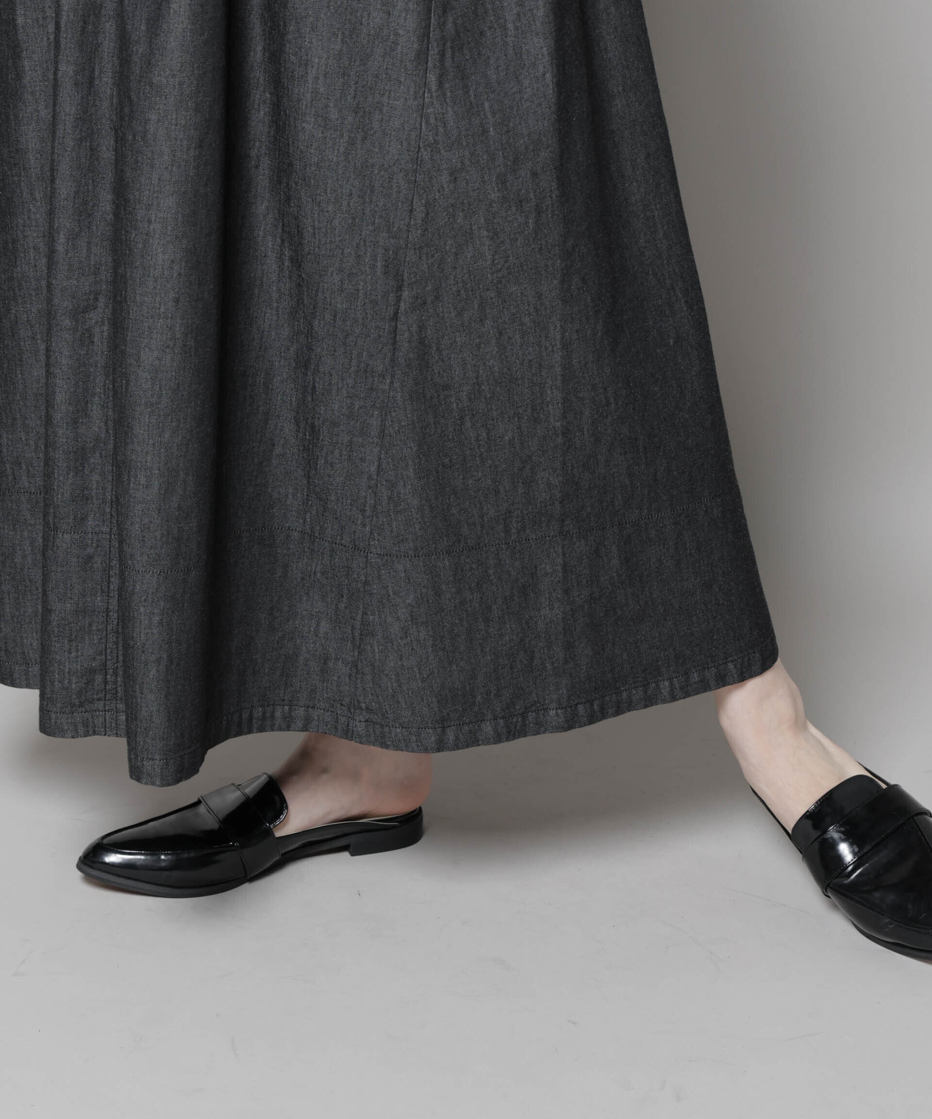 nano･universe「ギャザーデザインフレアデニムワンピース」|ワンピース|