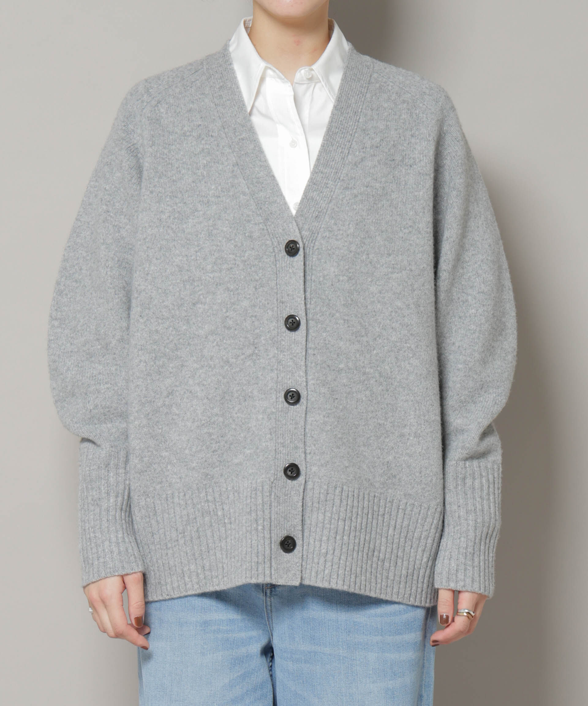 nano･universe「AQUAウールカシミヤVネックカーディガン」|ニット・セーター|