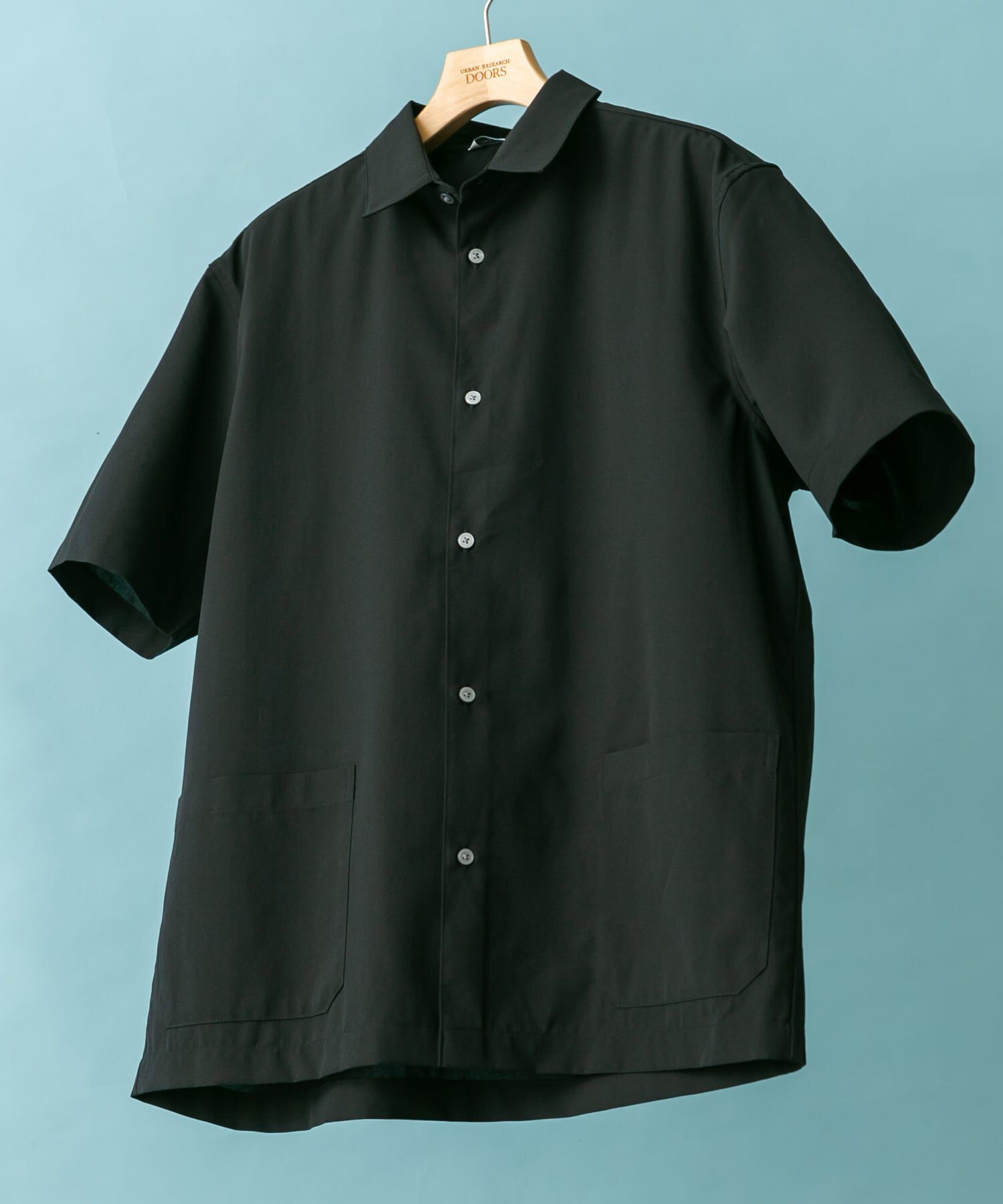 URBAN RESEARCH DOORS「『UR TECH DRYLUXE』『イージーケア/速乾』レギュラーカラーシャツ」|シャツ・ブラウス|ブラック