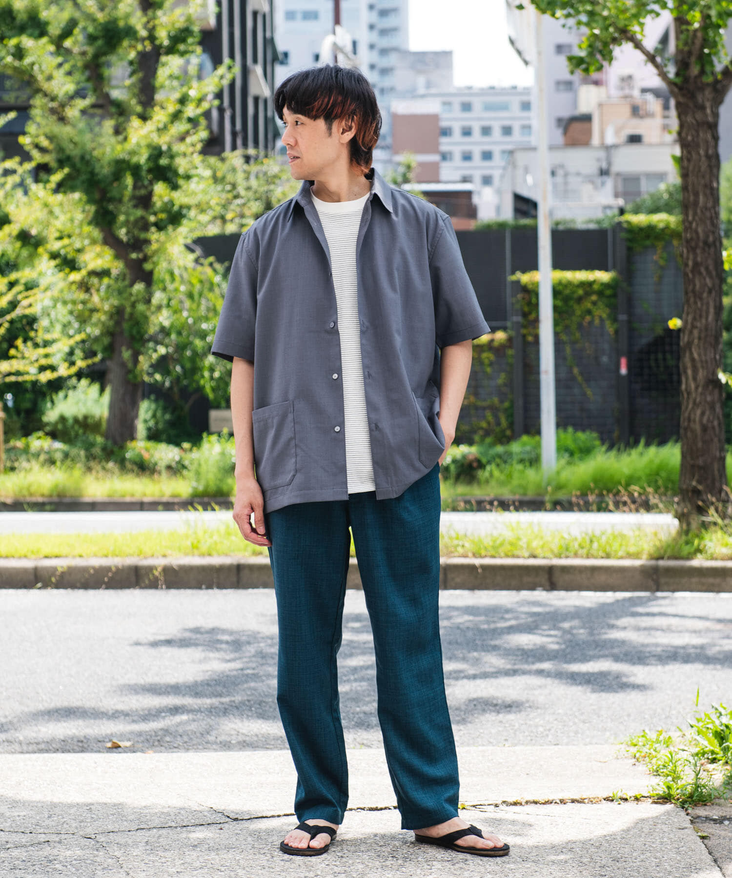 URBAN RESEARCH DOORS「『UR TECH DRYLUXE』『イージーケア/速乾』レギュラーカラーシャツ」|シャツ・ブラウス|