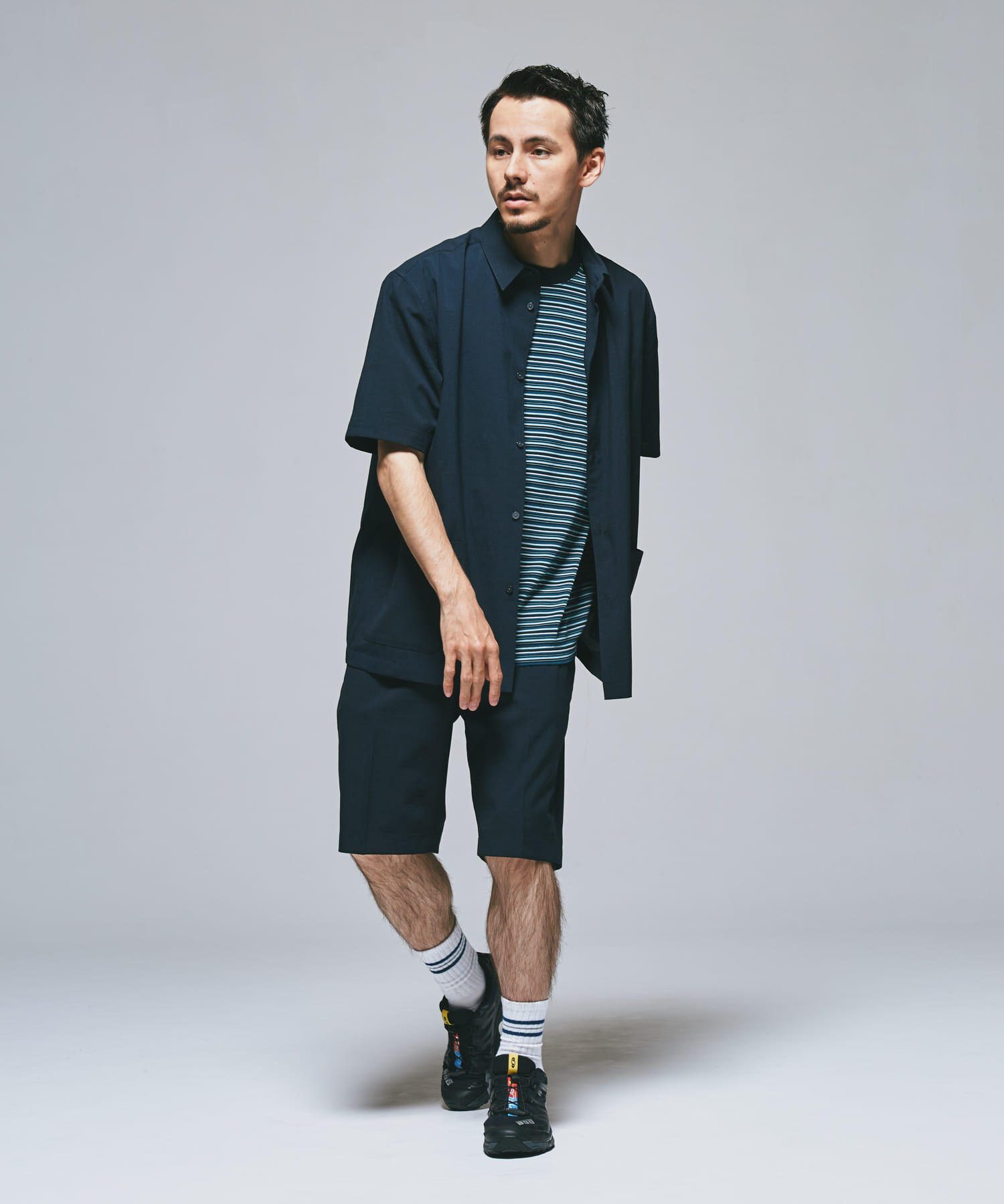 URBAN RESEARCH DOORS「『UR TECH DRYLUXE』『イージーケア/速乾』レギュラーカラーシャツ」|シャツ・ブラウス|