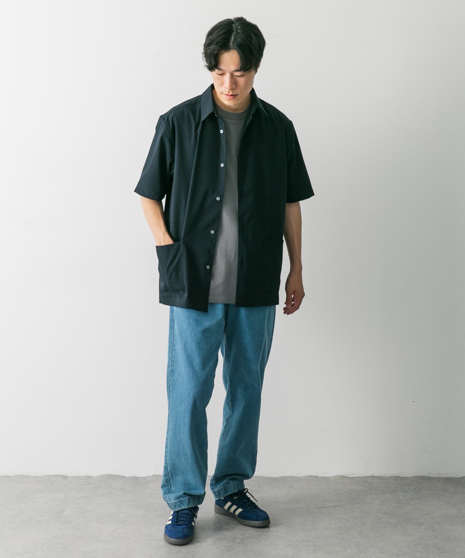 URBAN RESEARCH DOORS「『UR TECH DRYLUXE』『イージーケア/速乾』レギュラーカラーシャツ」|シャツ・ブラウス|