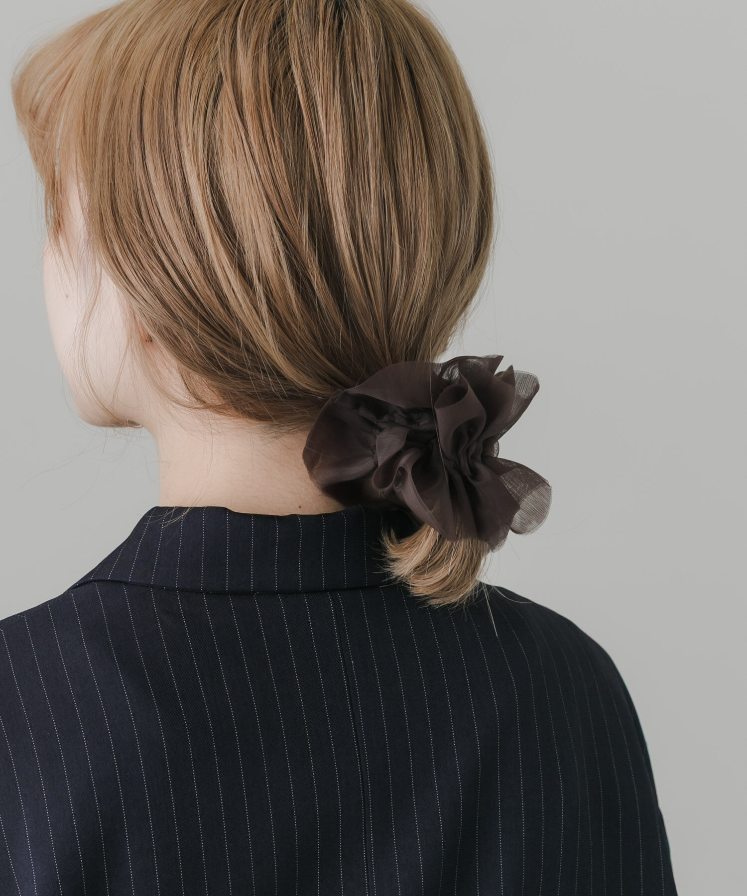 SMELLY「シアーフリルシュシュ」|ヘアゴム・シュシュ|