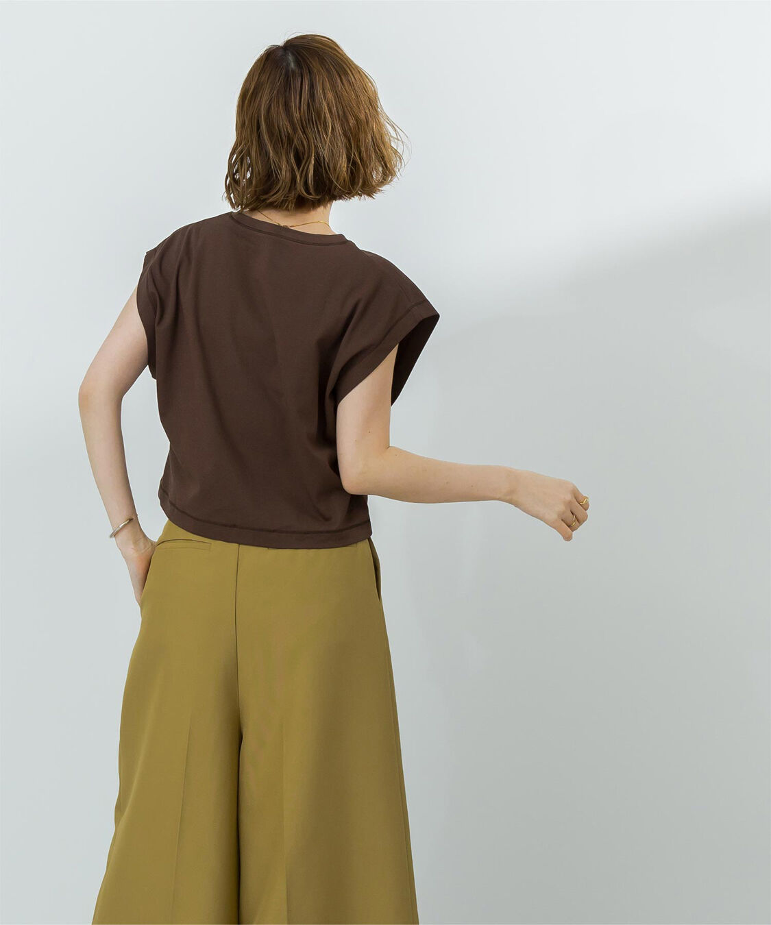 ur's「汗染み防止ワイドスリーブTシャツ」|Tシャツ・カットソー|