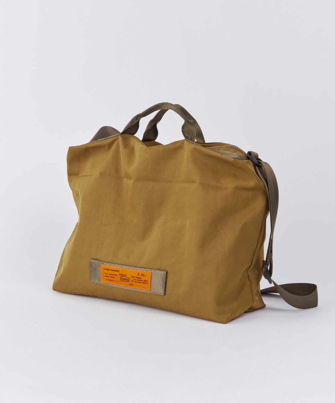 DAY by DAY it&rsquo;s international「撥水ショルダーバッグ/A4対応《COOCO/クーコ》」|ショルダー・メッセンジャー|