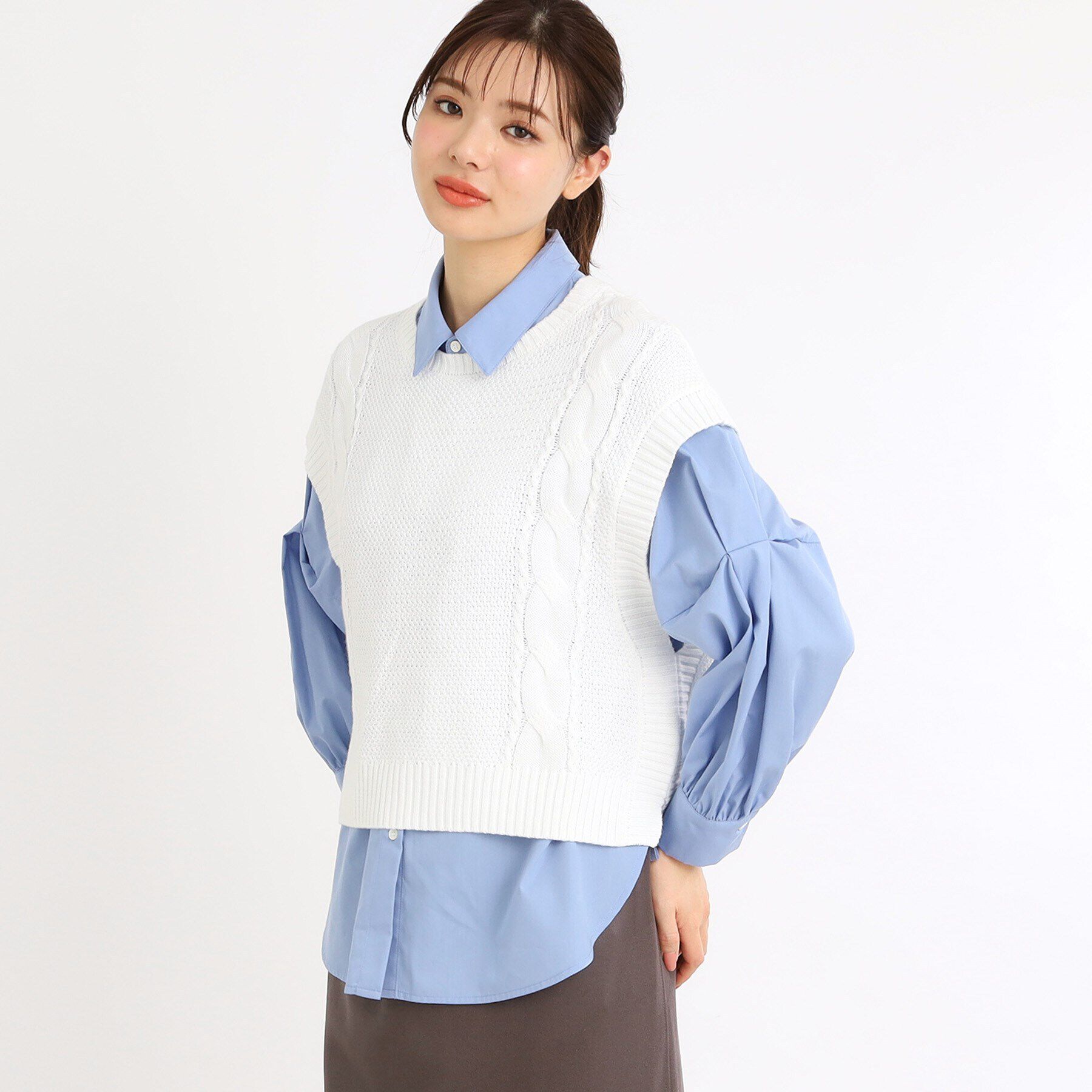 Reflect「【夏SALE／E‐QUALITY／手洗い可】ケーブル編みニットベスト＋シャツセット」|シャツ・ブラウス|