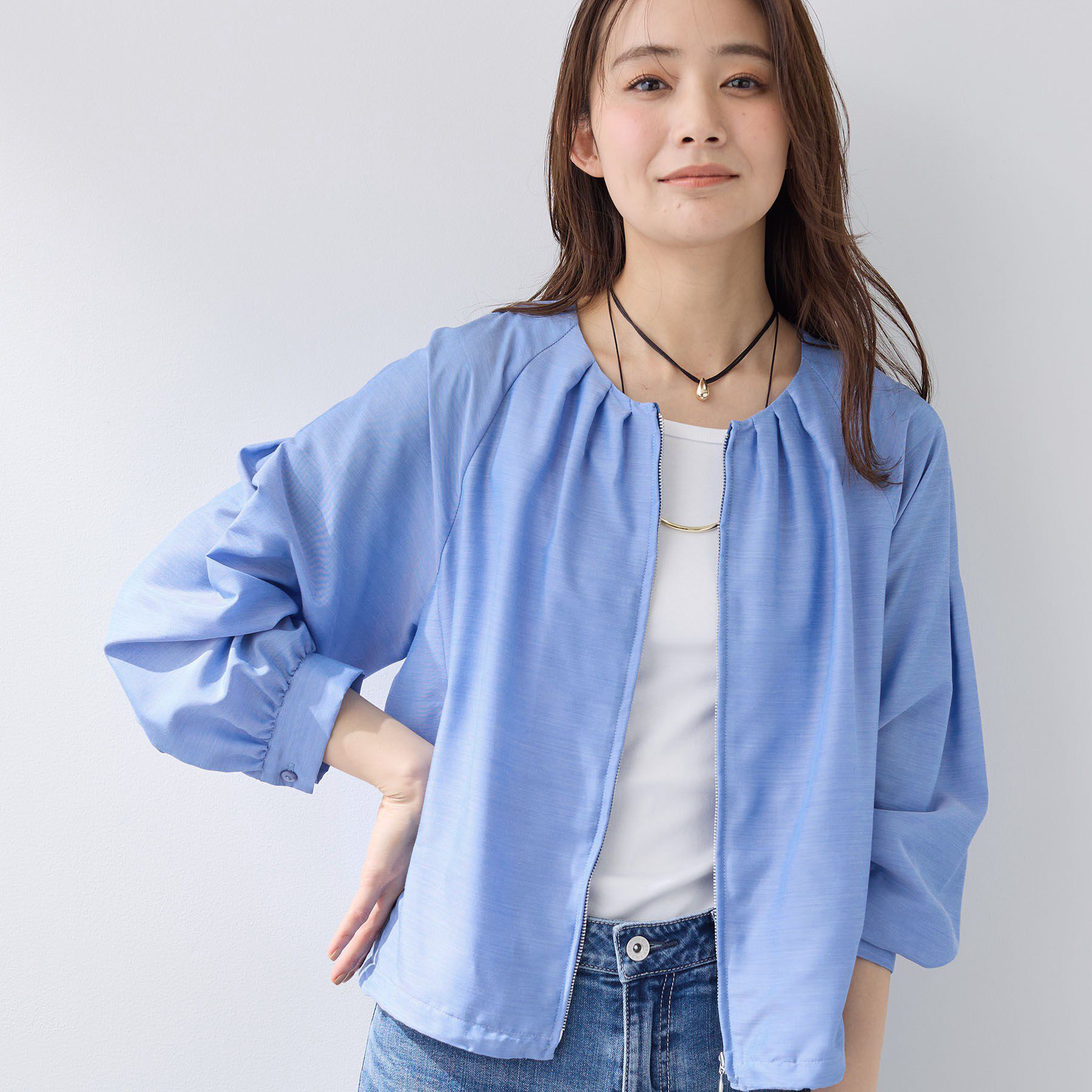 INDIVI「【洗える／大人シアー】エアリー バルーンブルゾン」|ブルゾン・スタジャン|サックスブルー(49