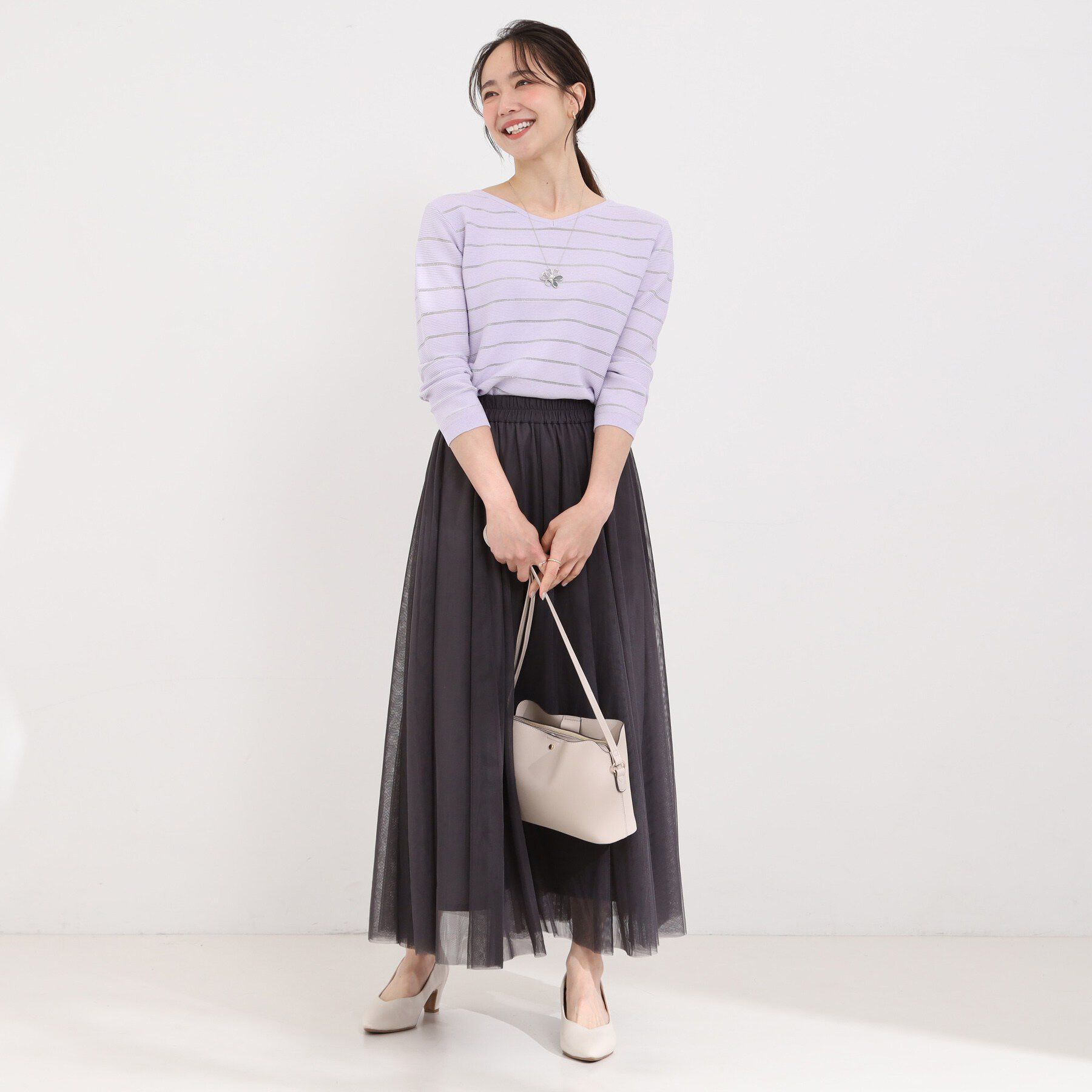 SHOO･LA･RUE「【洗える】デコルテがきれいに見えるVネックラメボーダーニット」|ニット・セーター|