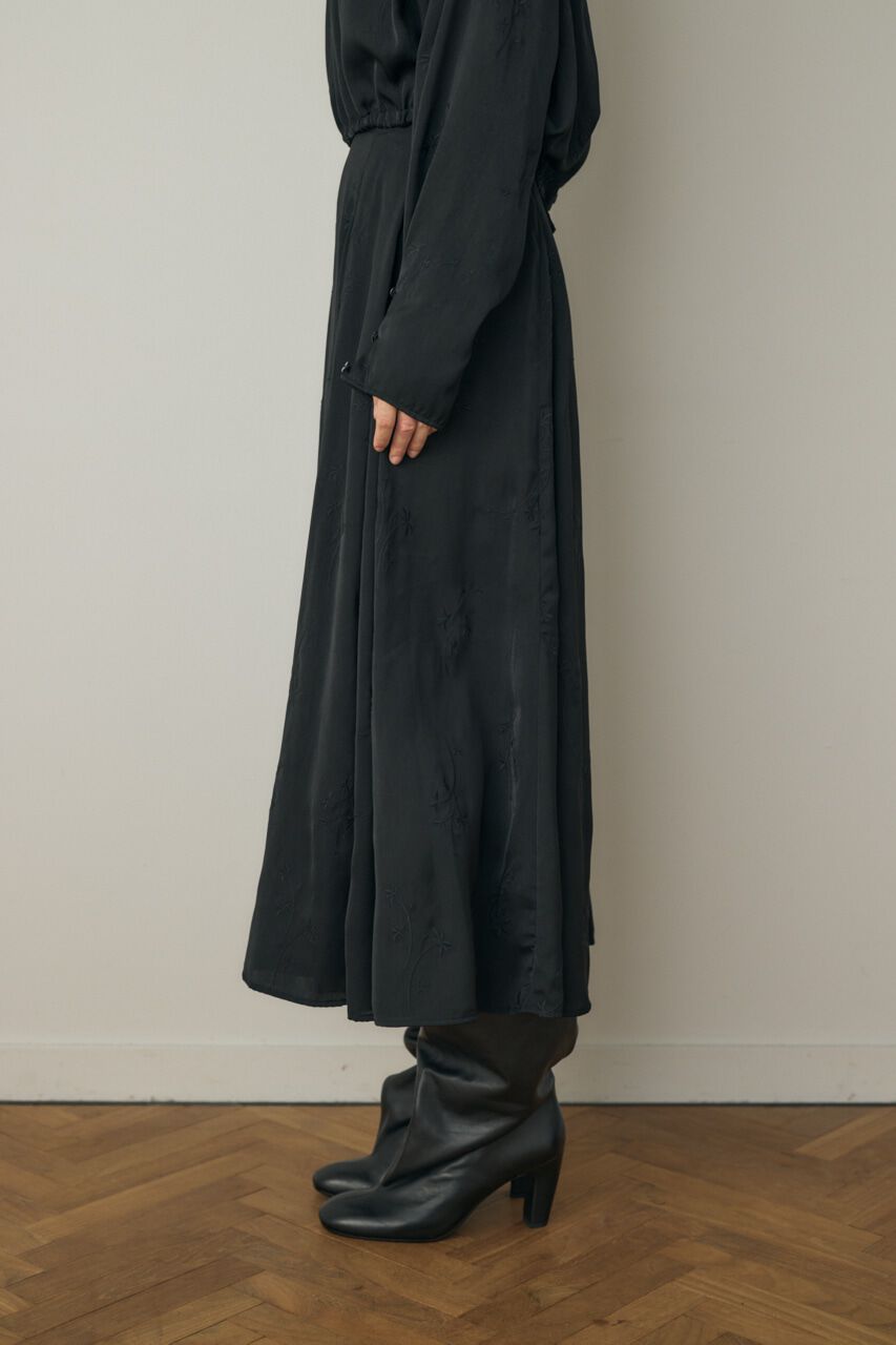 MOUSSY「花柄刺繍フレアスカート リサイクルポリエステル使用」|スカート|