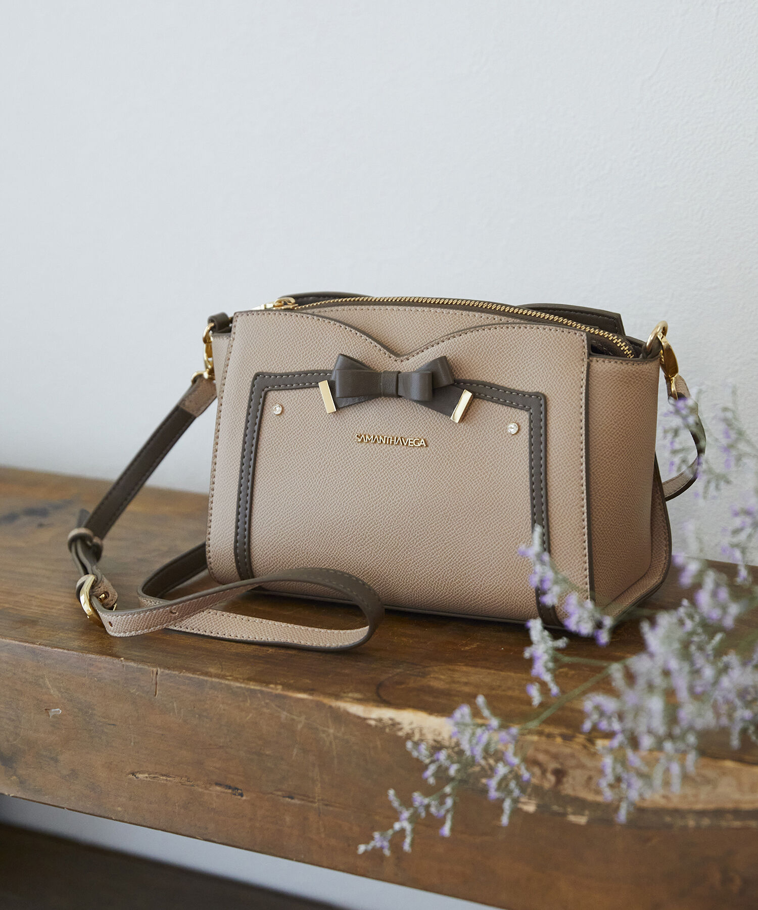 Samantha Vega「ソリッドリボンショルダーバッグ」|ショルダー・メッセンジャー|ベージュ