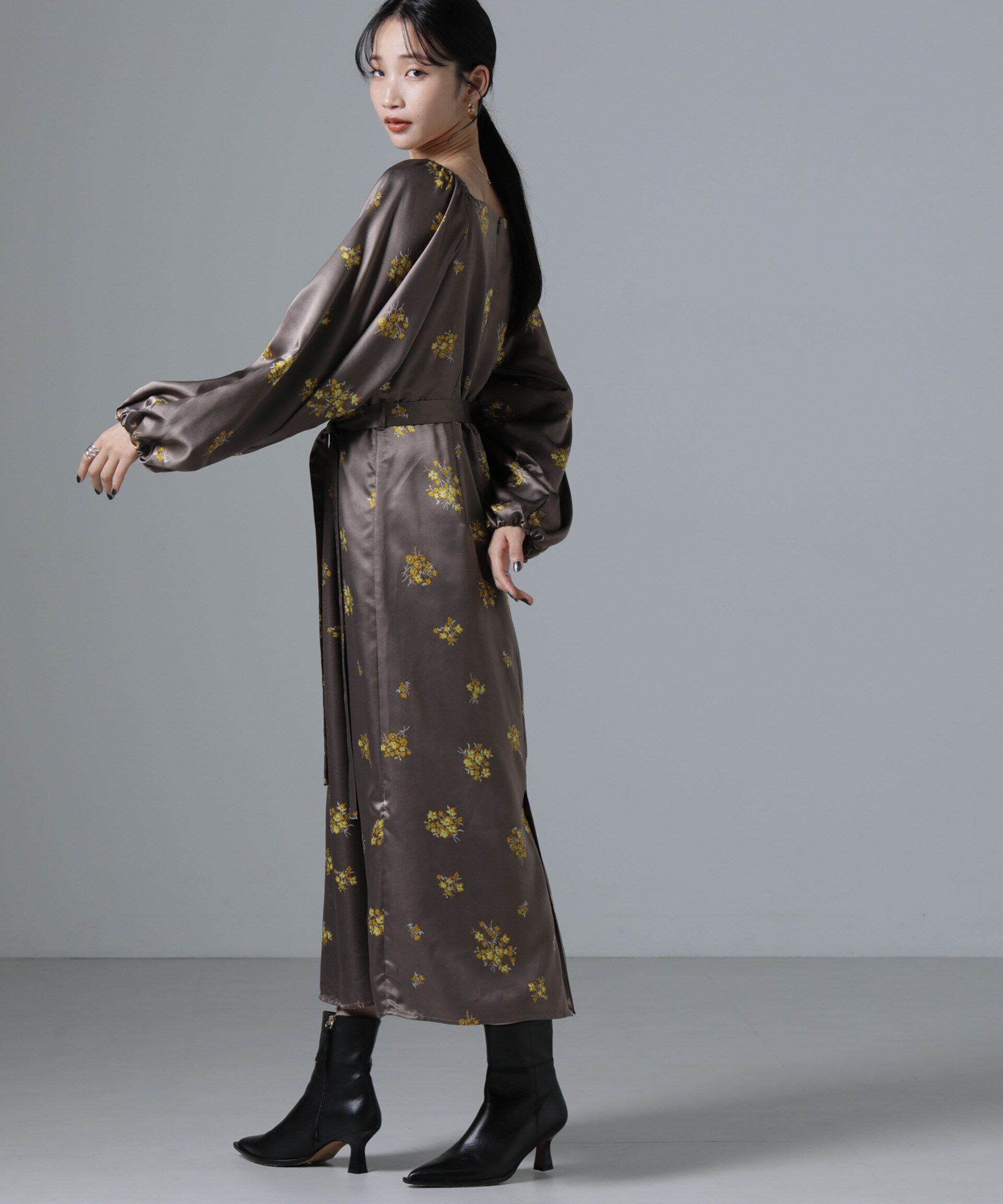 nano･universe「オフショル2WAYフラワープリントワンピース」|ワンピース|