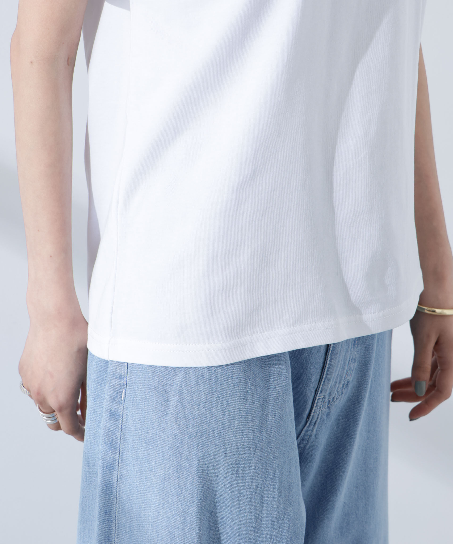 nano･universe「ロゴプリントTシャツ」|Tシャツ・カットソー|