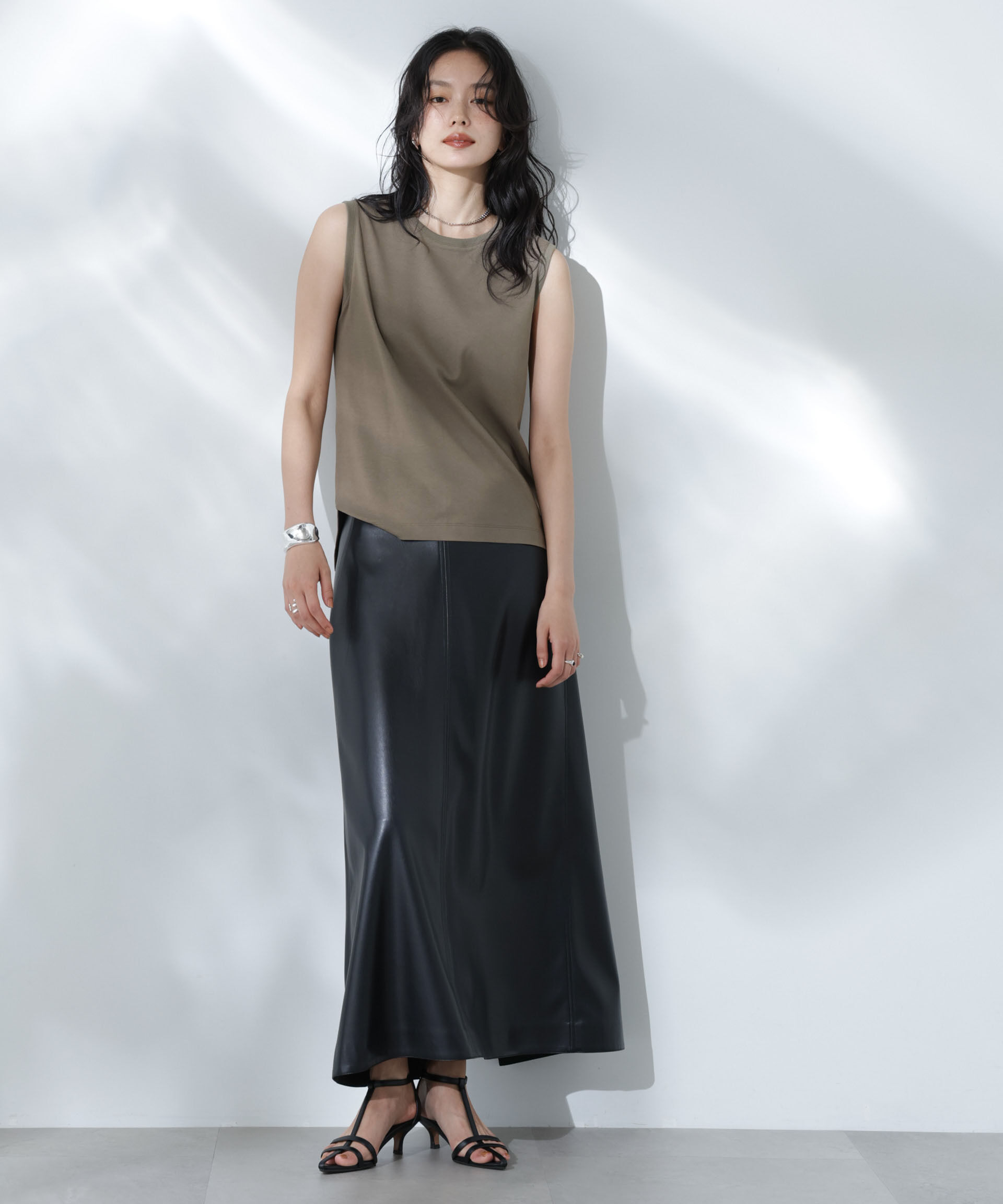 nano･universe「Anti Soaked(R) 汗染み防止ノースリーブTシャツ」|Tシャツ・カットソー|