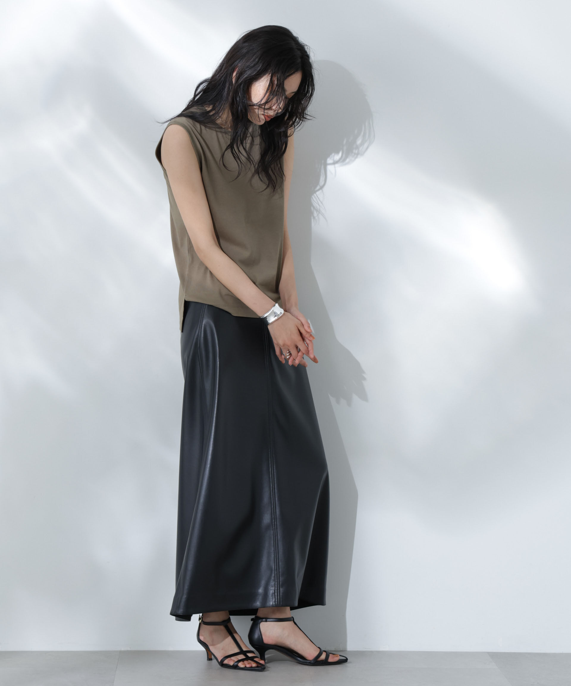 nano･universe「Anti Soaked(R) 汗染み防止ノースリーブTシャツ」|Tシャツ・カットソー|