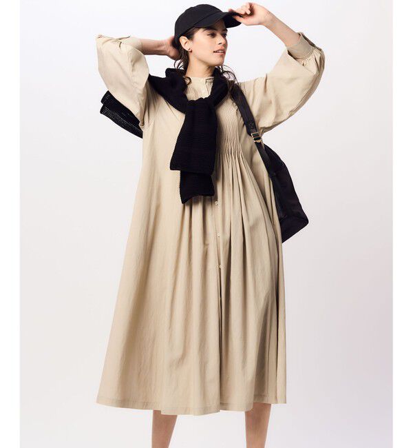 23区「【新色追加/洗える】ヴィンテージライトタフタ ブザム ワンピース」|ワンピース|ベージュ系