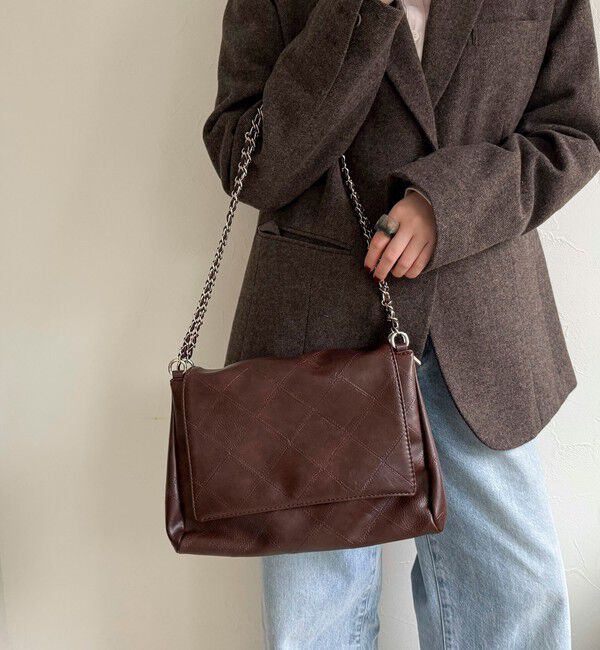 fredy emue「キルト柄チェーンバッグ」|ショルダー・メッセンジャー|ブラウン