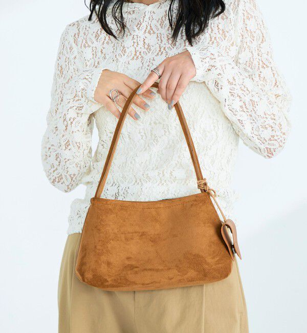 fredy emue「ホルダーチャーム付きワンハンドルバッグ」|ショルダー・メッセンジャー|