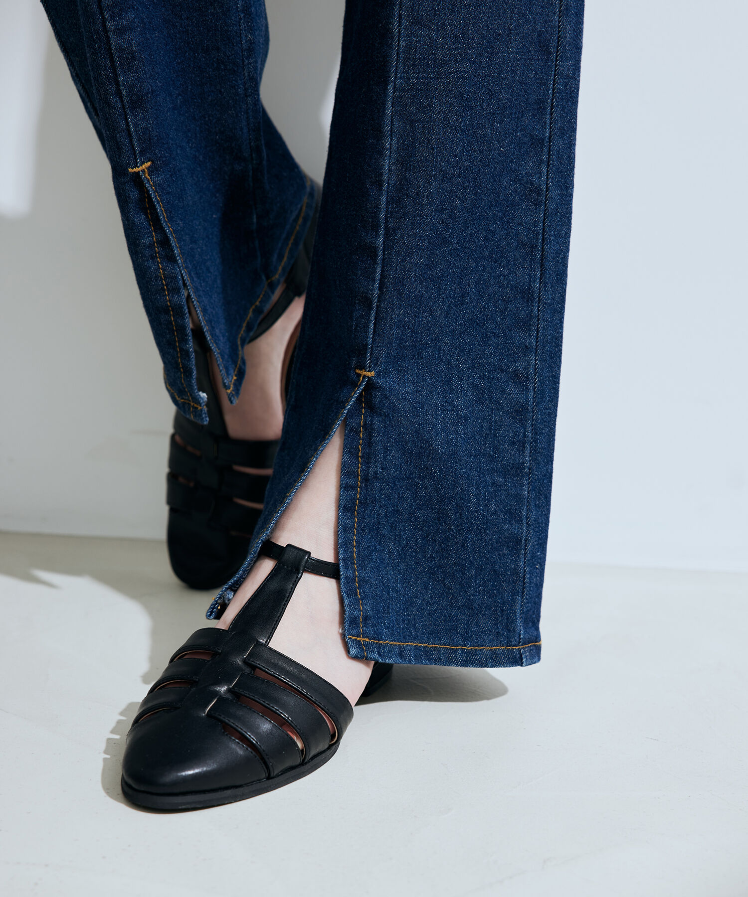 Juze「フラットグルカサンダル」|サンダル|