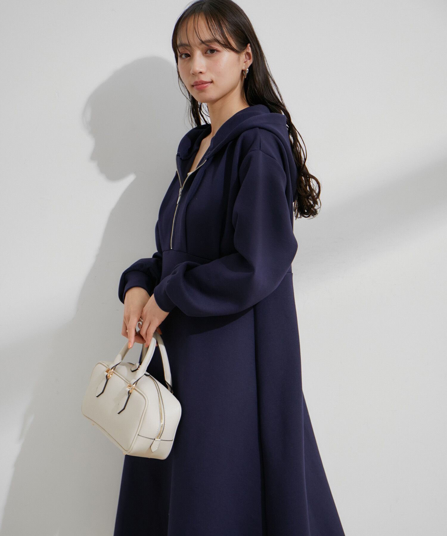 VIS「スフレタッチフーディーワンピース【洗える】」|ワンピース|