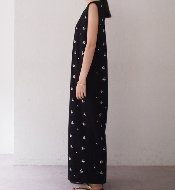  「【@iristagramuuコラボ】ショルダータック刺繍ワンピース」|ワンピース|