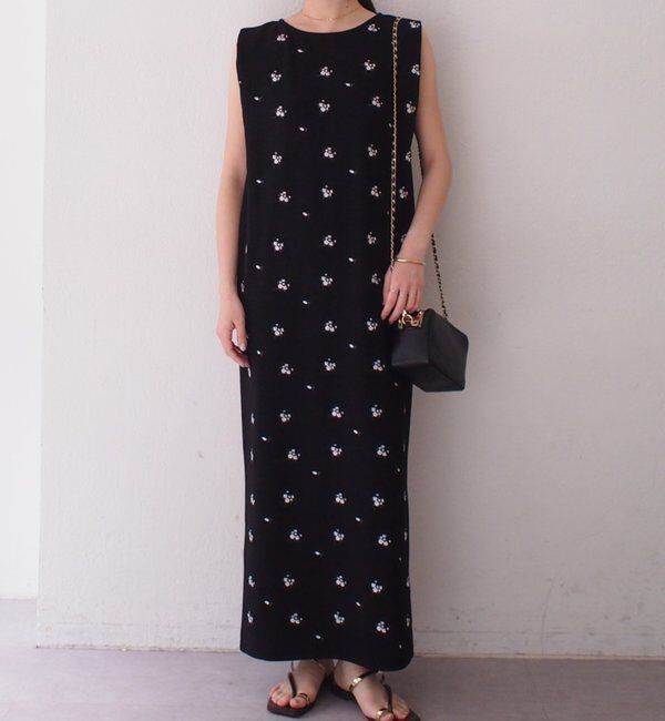  「【@iristagramuuコラボ】ショルダータック刺繍ワンピース」|ワンピース|