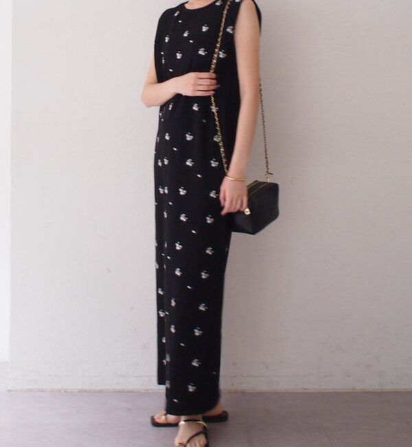  「【@iristagramuuコラボ】ショルダータック刺繍ワンピース」|ワンピース|