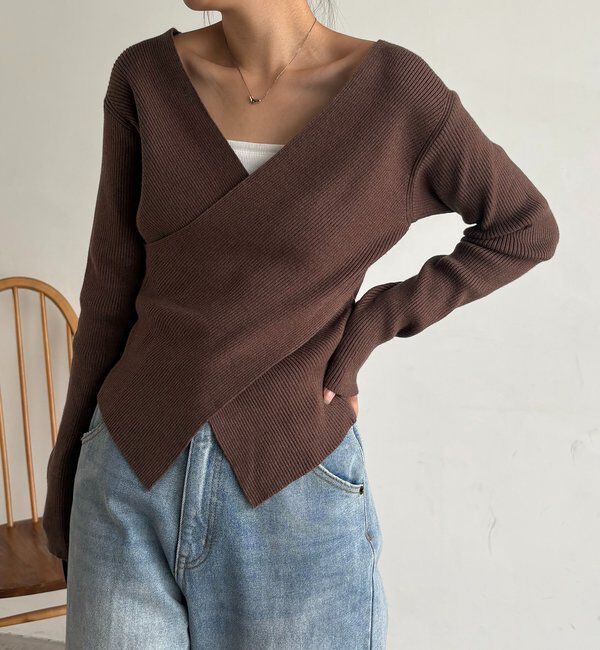  「【新色/ライトベージュ・グレー】クロスVネックニット」|ニット・セーター|