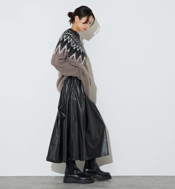 Liesse「レザー調タックフレアスカート」|スカート|