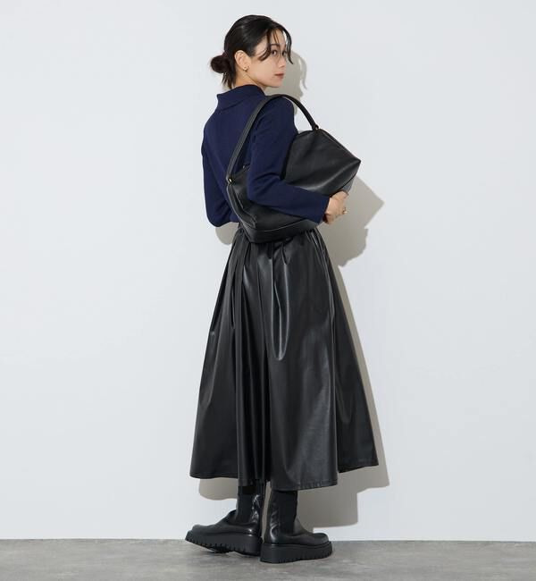Liesse「レザー調タックフレアスカート」|スカート|