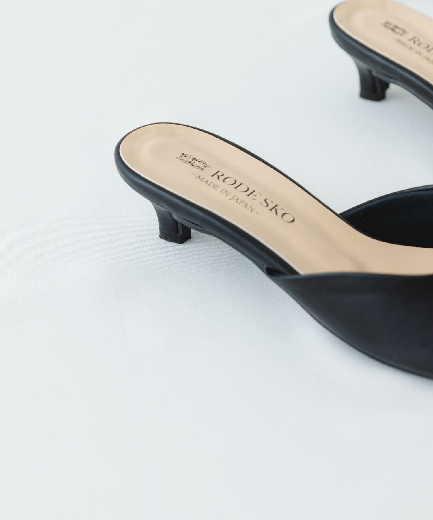 RODE SKO「『MADE IN JAPAN』リボンミュール」|サンダル|