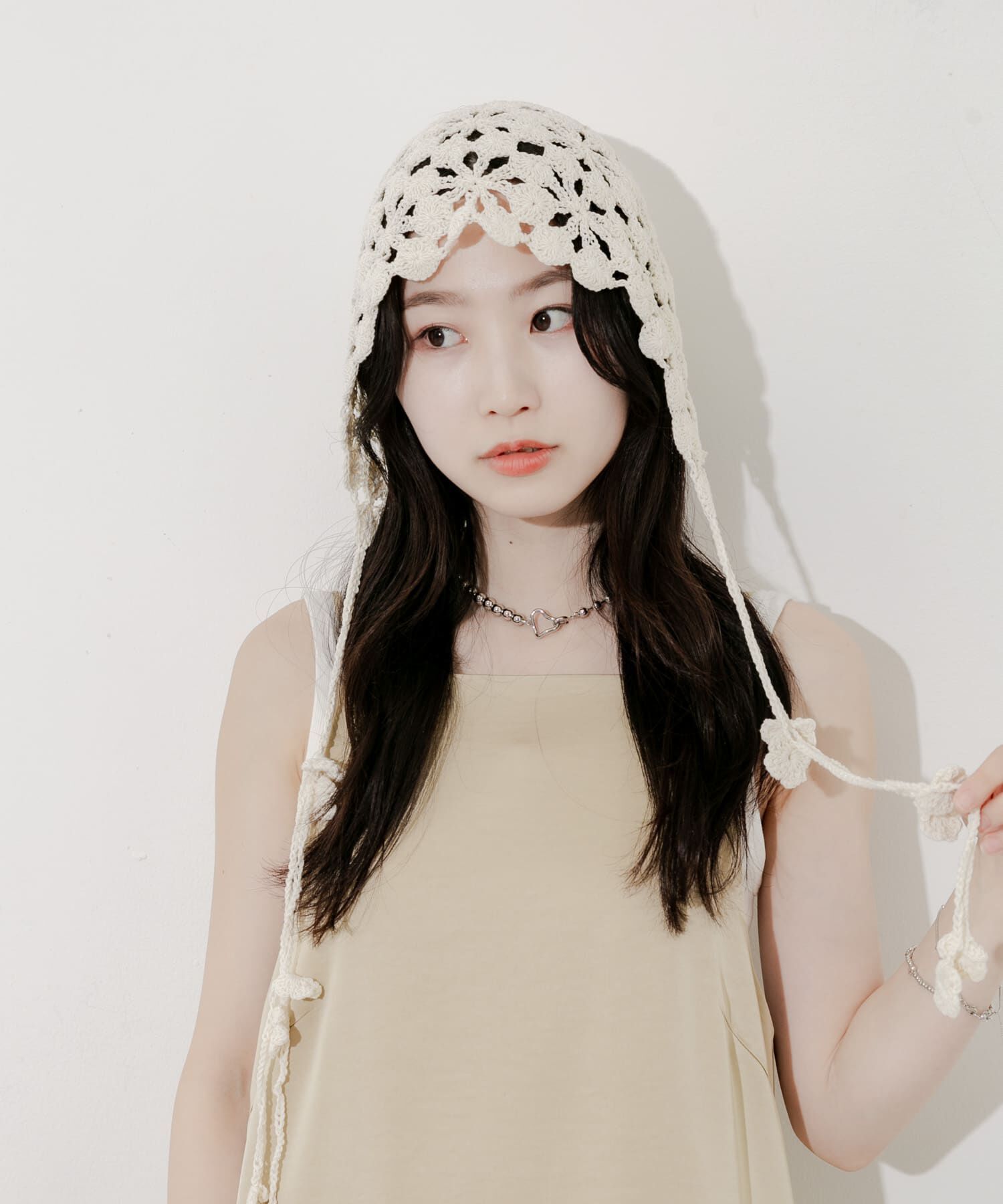 SMELLY「フラワークロシェボンネット」|ニット帽|アイボリー