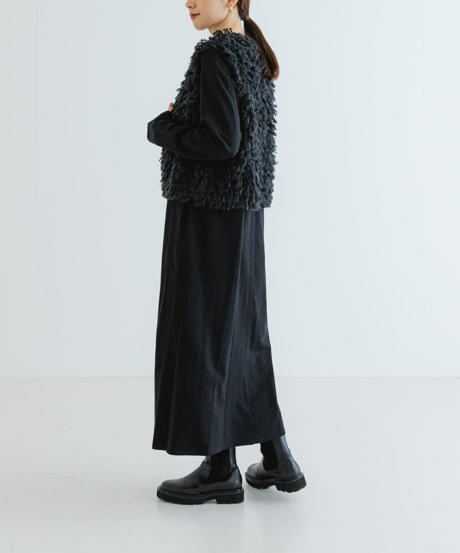 URBAN RESEARCH「『MADE IN JAPAN』Vネックロングワンピース」|ワンピース|