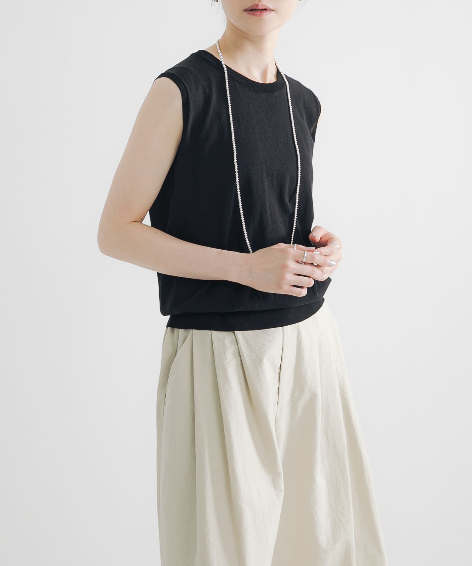 URBAN RESEARCH「UVカット加工ノースリーブニット」|タンクトップ|