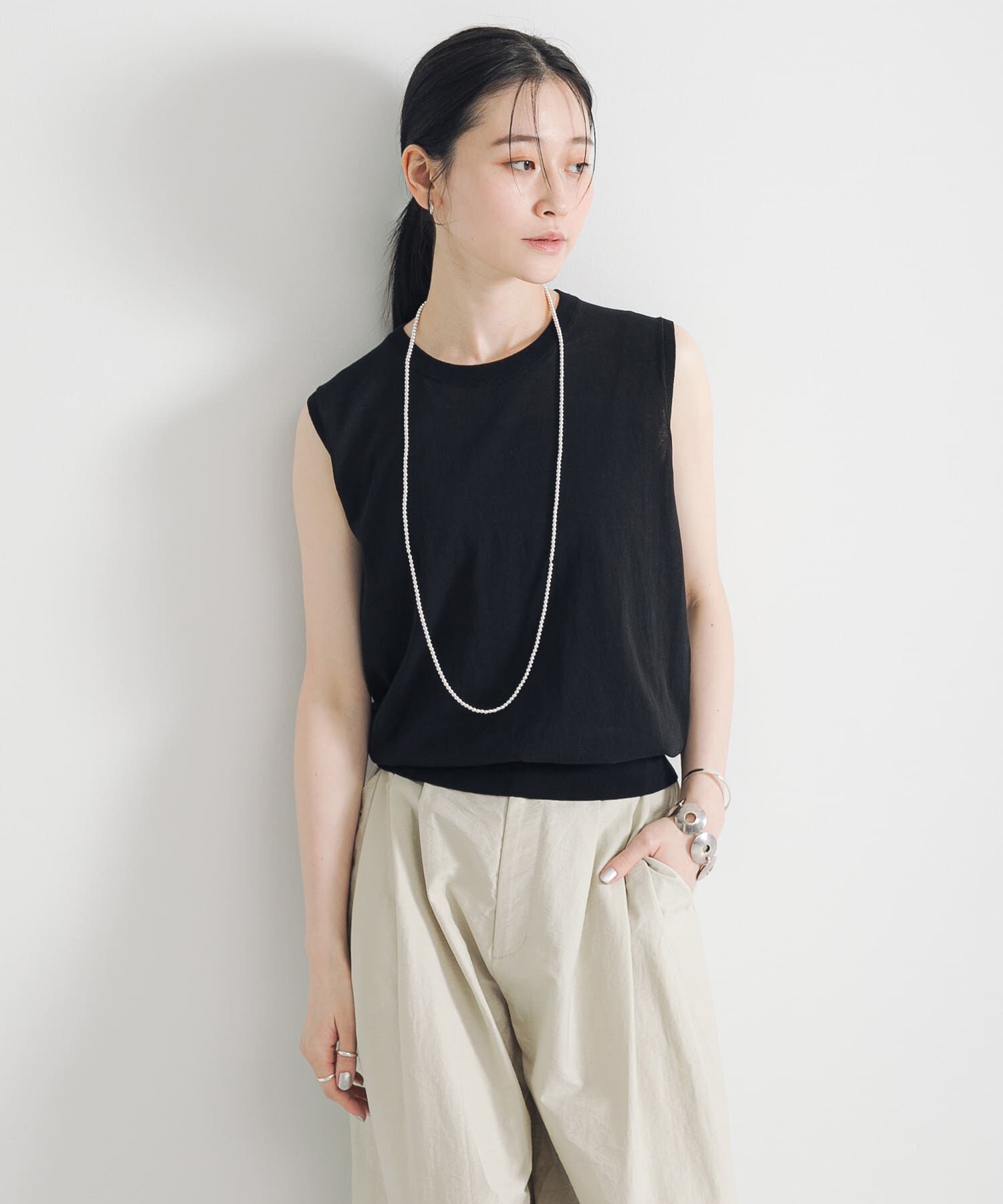 URBAN RESEARCH「UVカット加工ノースリーブニット」|タンクトップ|