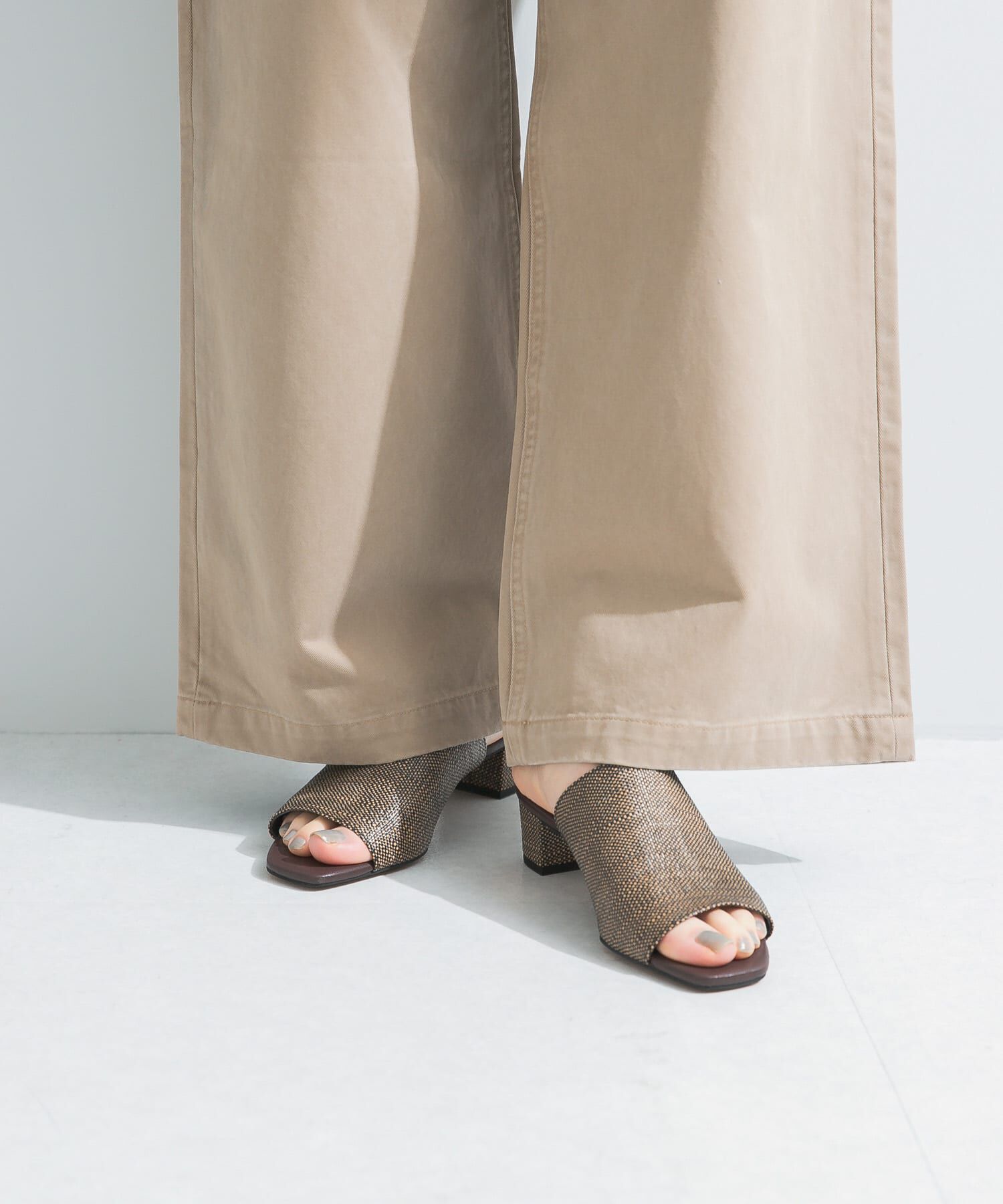 URBAN RESEARCH「『別注』 MILLIWM&times;URBAN RESEARCH　オープントゥミュール」|サンダル|