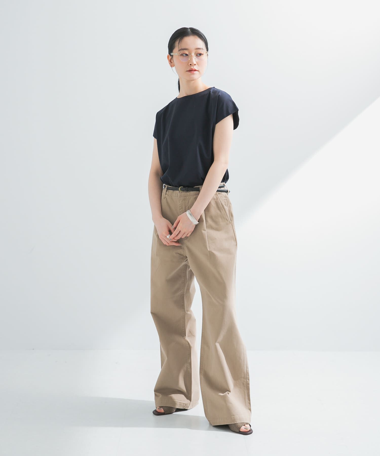 URBAN RESEARCH「『別注』 MILLIWM&times;URBAN RESEARCH　オープントゥミュール」|サンダル|