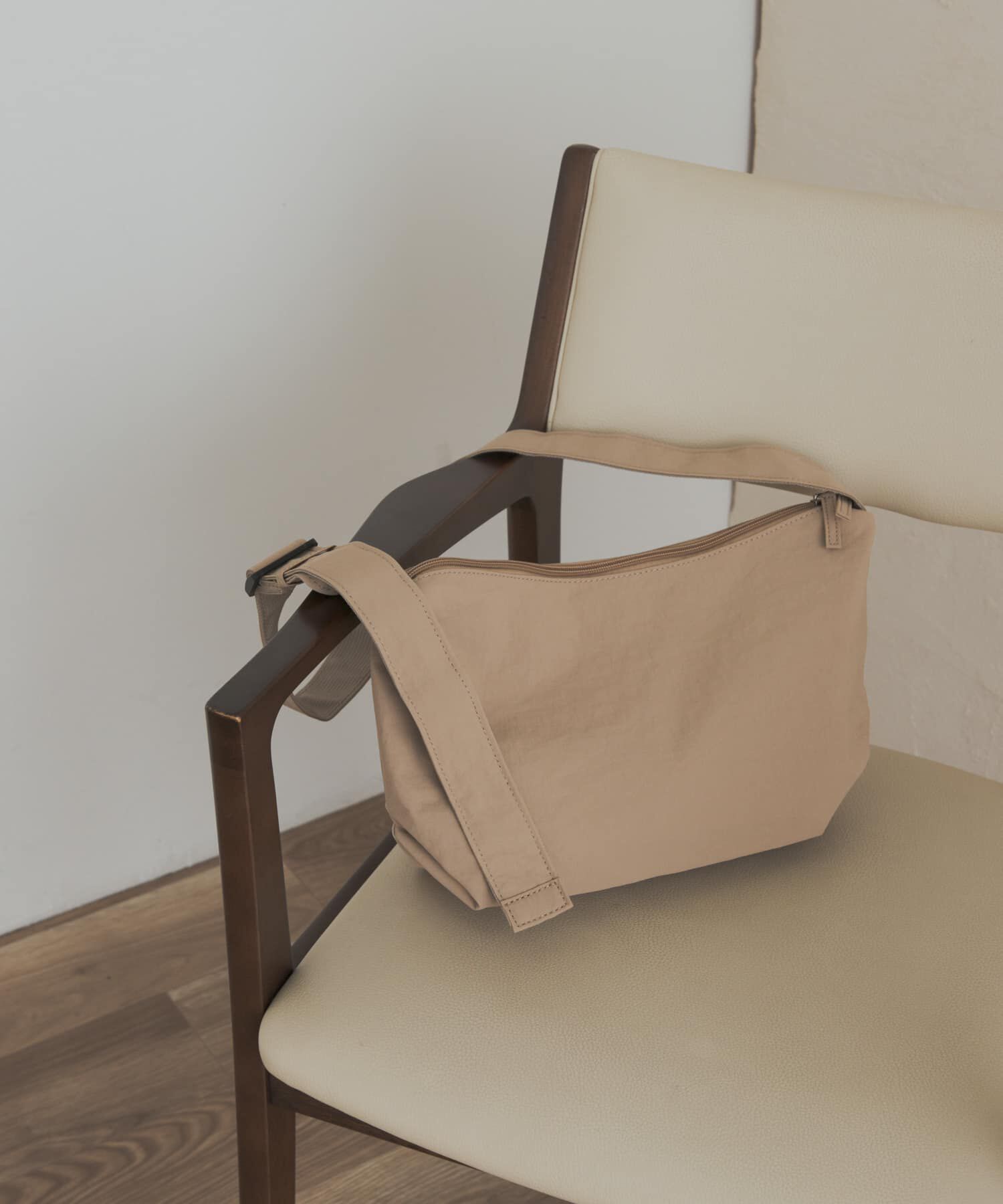 URBAN RESEARCH DOORS「ウォッシャブルミニショルダー」|ショルダー・メッセンジャー|