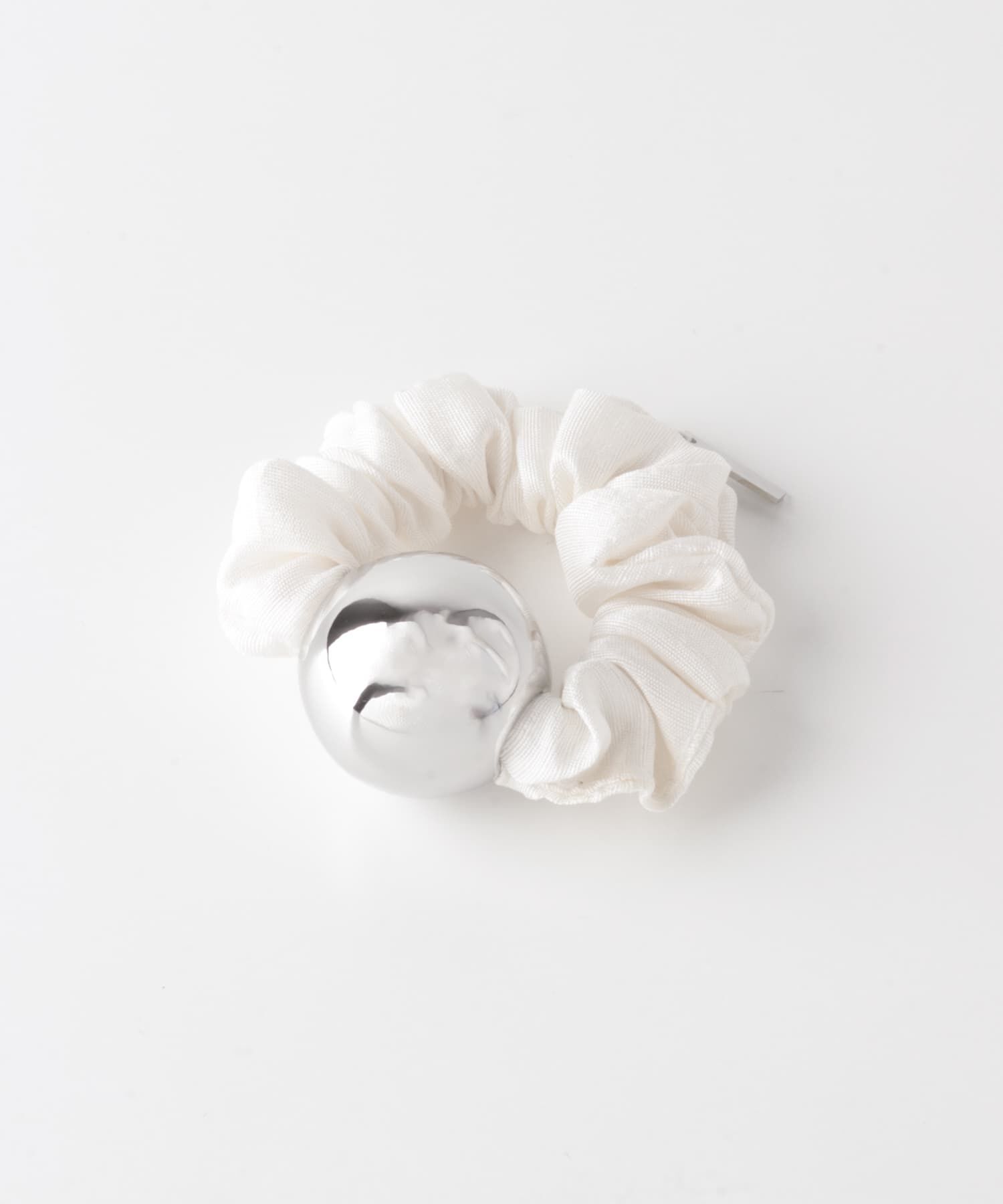 URBAN RESEARCH ROSSO「heyep　M Metal Ball Silk Scrunchie」|ヘアゴム・シュシュ|ホワイト