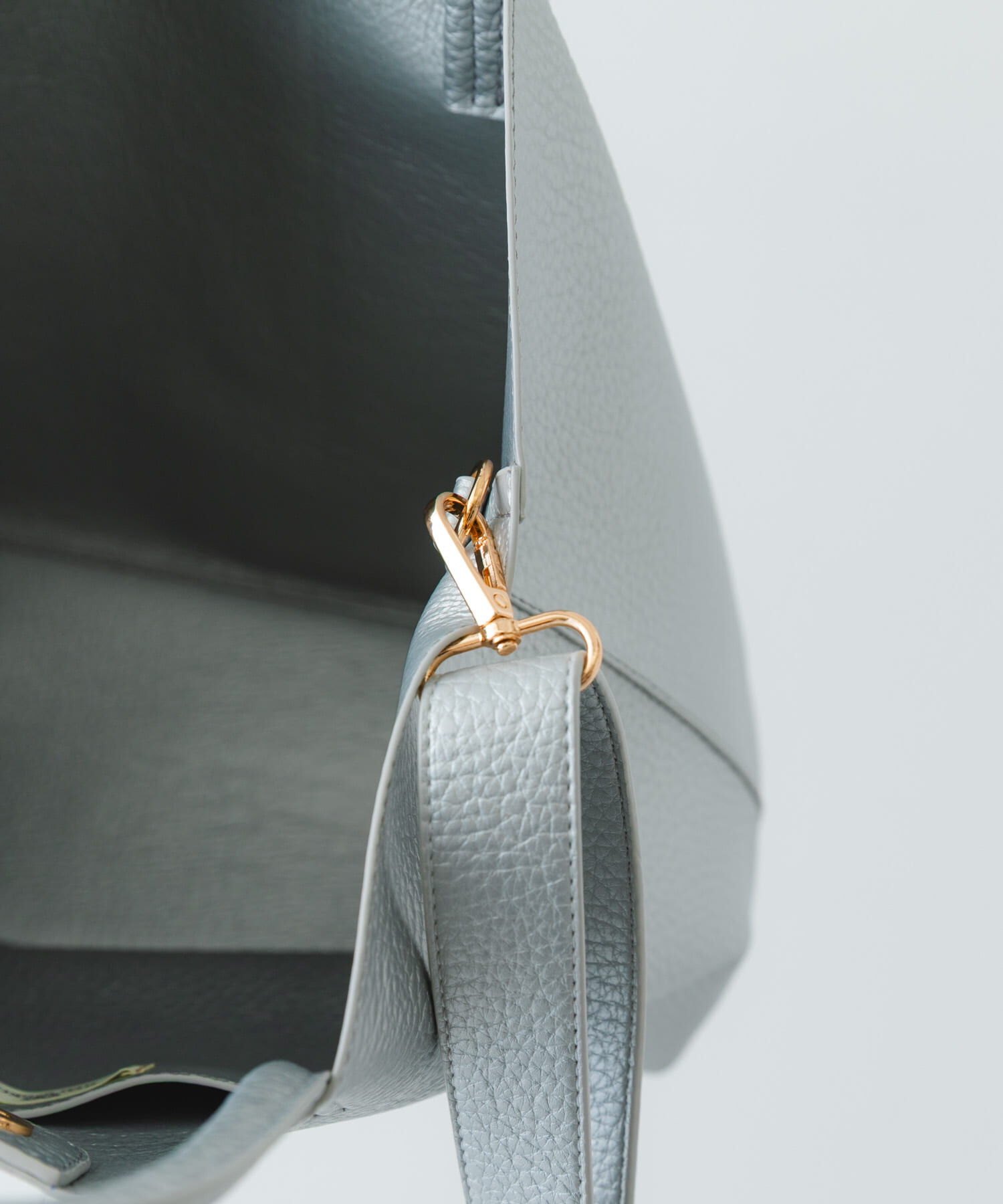 RODE SKO「タッセル軽量2WAYシンプルトートバッグ」|トートバッグ|