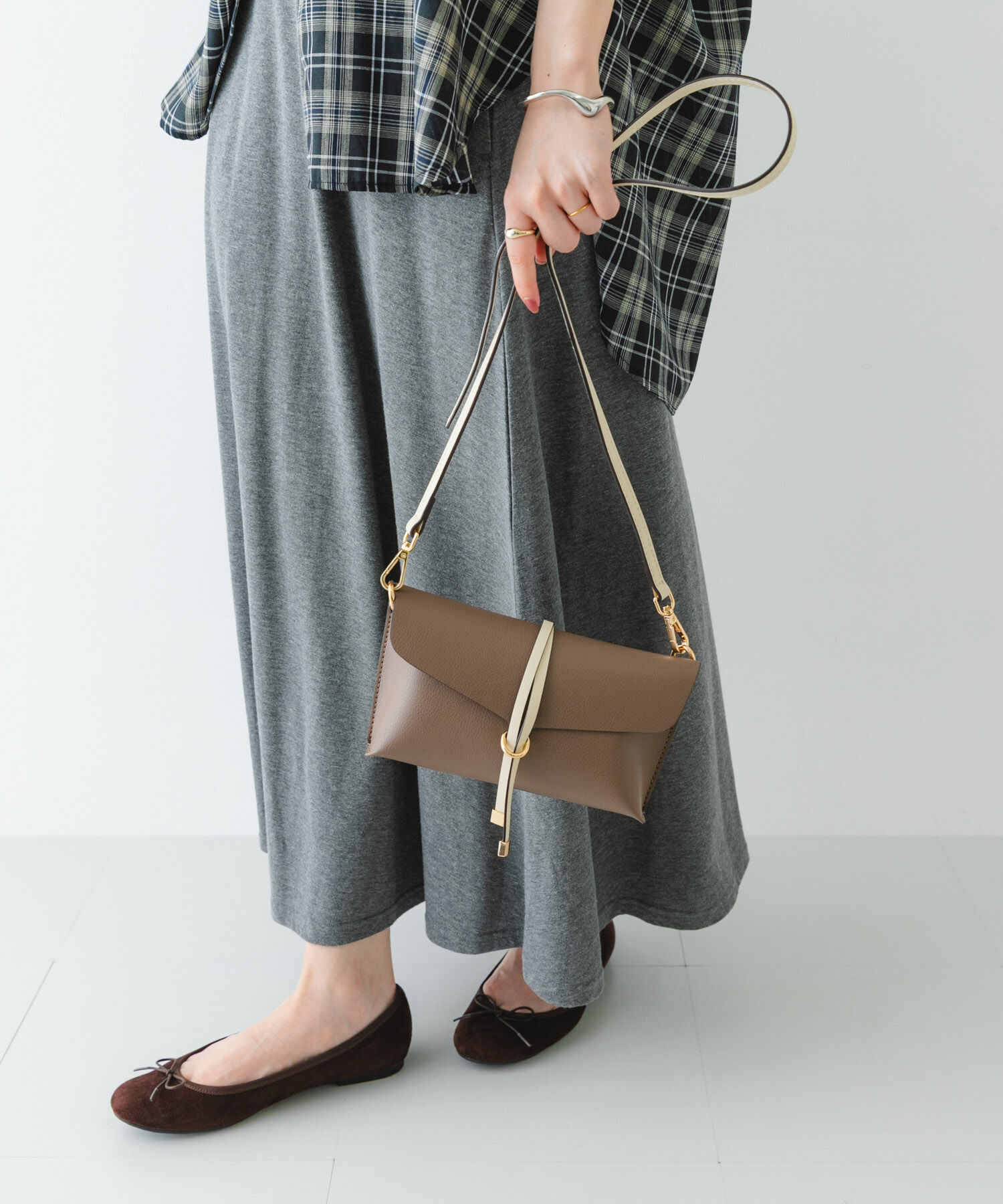 RODE SKO「横型モバイルポシェット」|ショルダー・メッセンジャー|