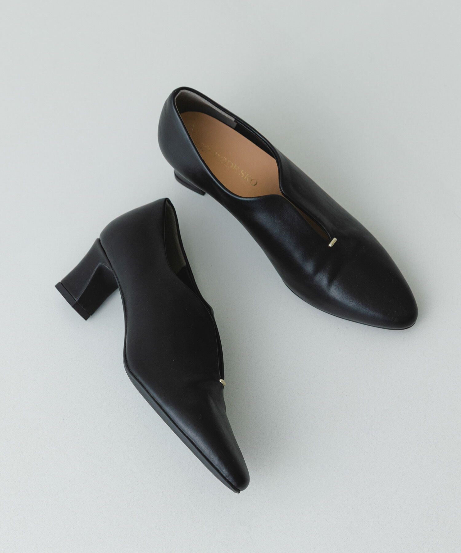 RODE SKO「プチメタルスリットパンプス」|パンプス|