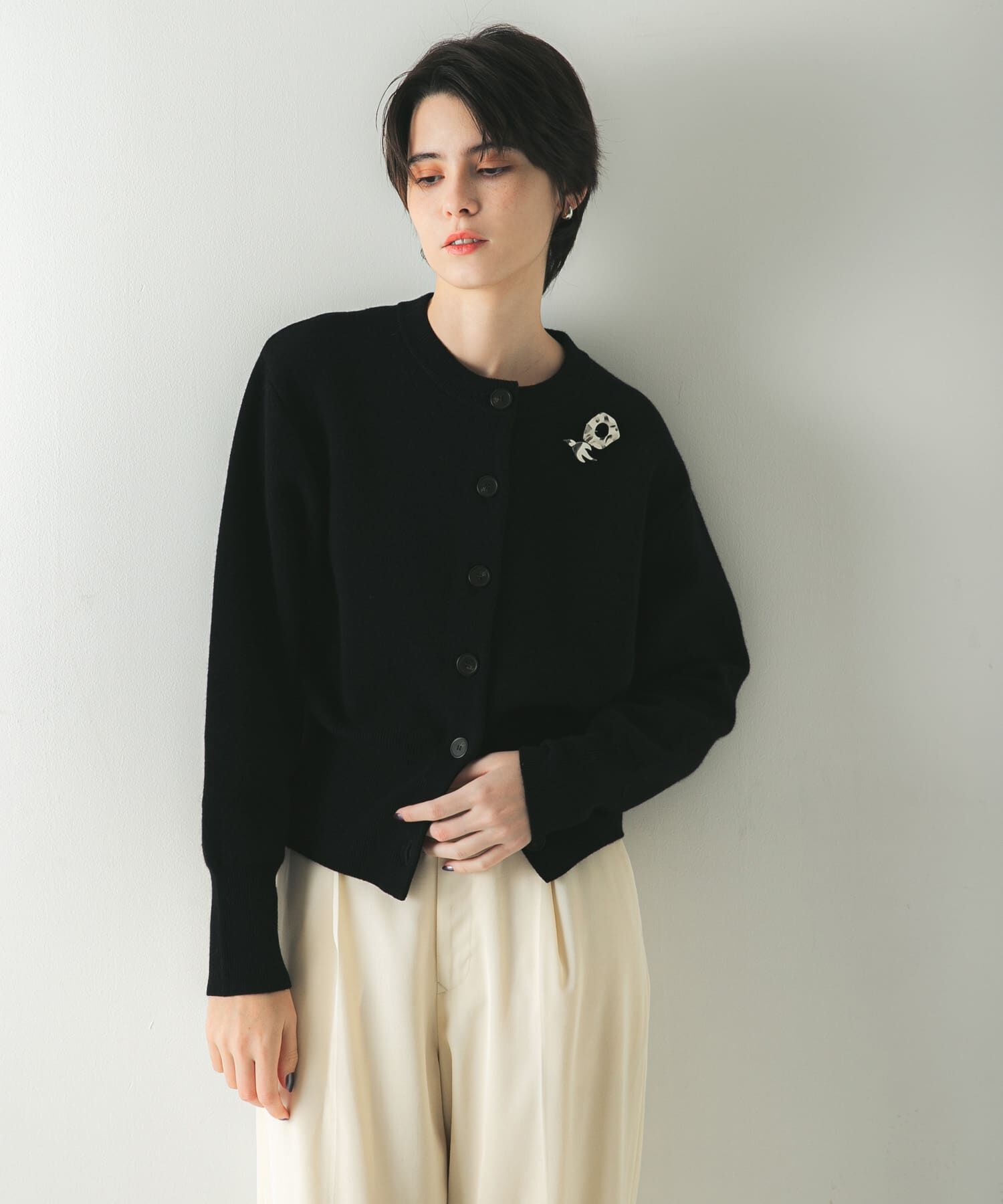 URBAN RESEARCH「ウールカシミヤショルダーパッドカーディガン」|カーディガン|