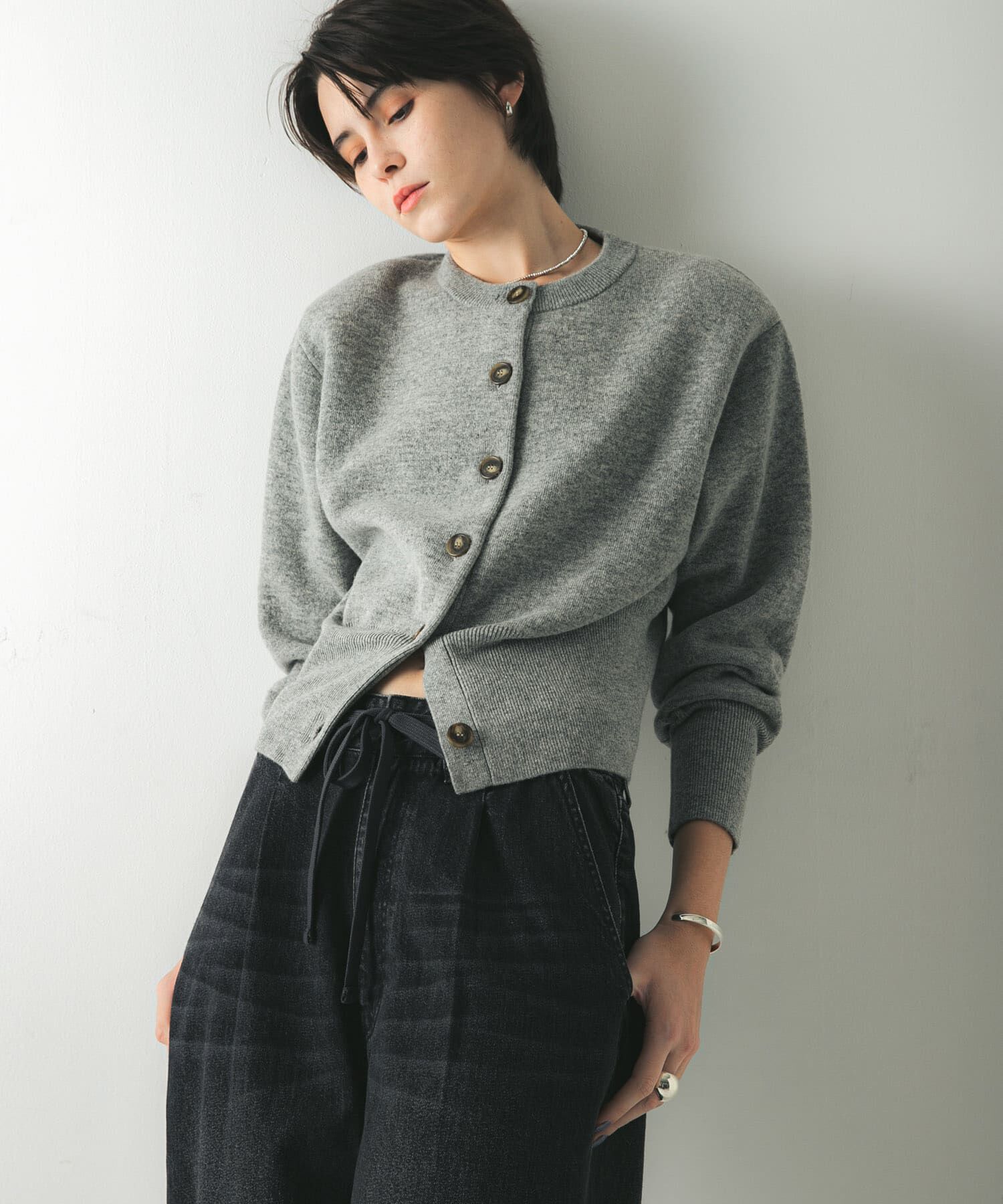 URBAN RESEARCH「ウールカシミヤショルダーパッドカーディガン」|カーディガン|グレー