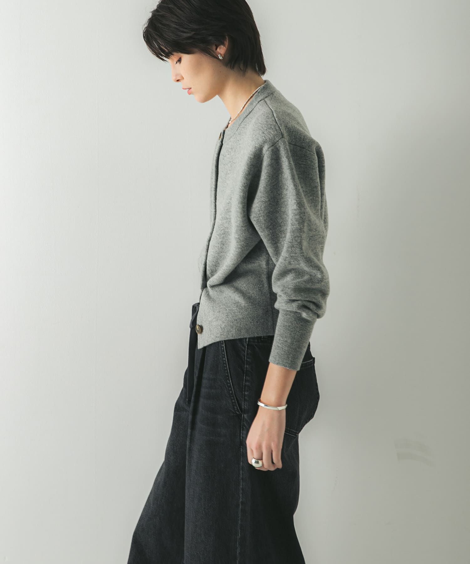 URBAN RESEARCH「ウールカシミヤショルダーパッドカーディガン」|カーディガン|